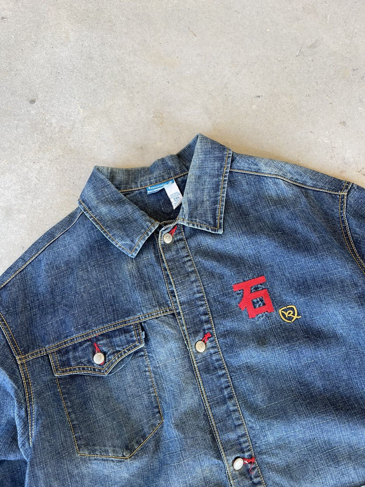 Ecko Unltd. Vintage Y2K Rocawear Denim Chore Coat w/ Emboridered Patches Size US XXL / EU 58 / 5 - 3 Thumbnail