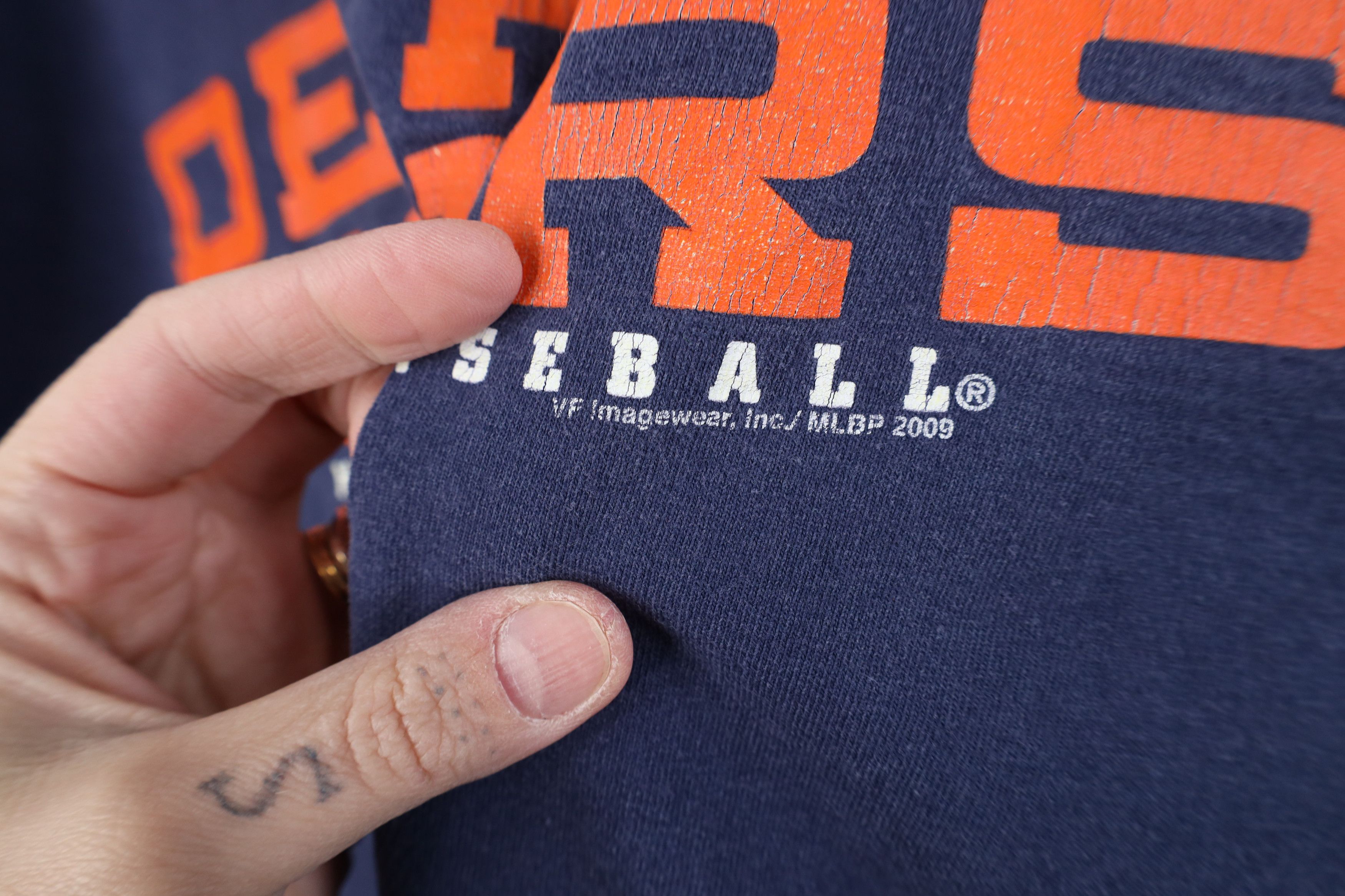 Vintage Vintage Y2K English D Detroit Tigers Baseball T-Shirt Blue Size US XL / EU 56 / 4 - 6 Thumbnail