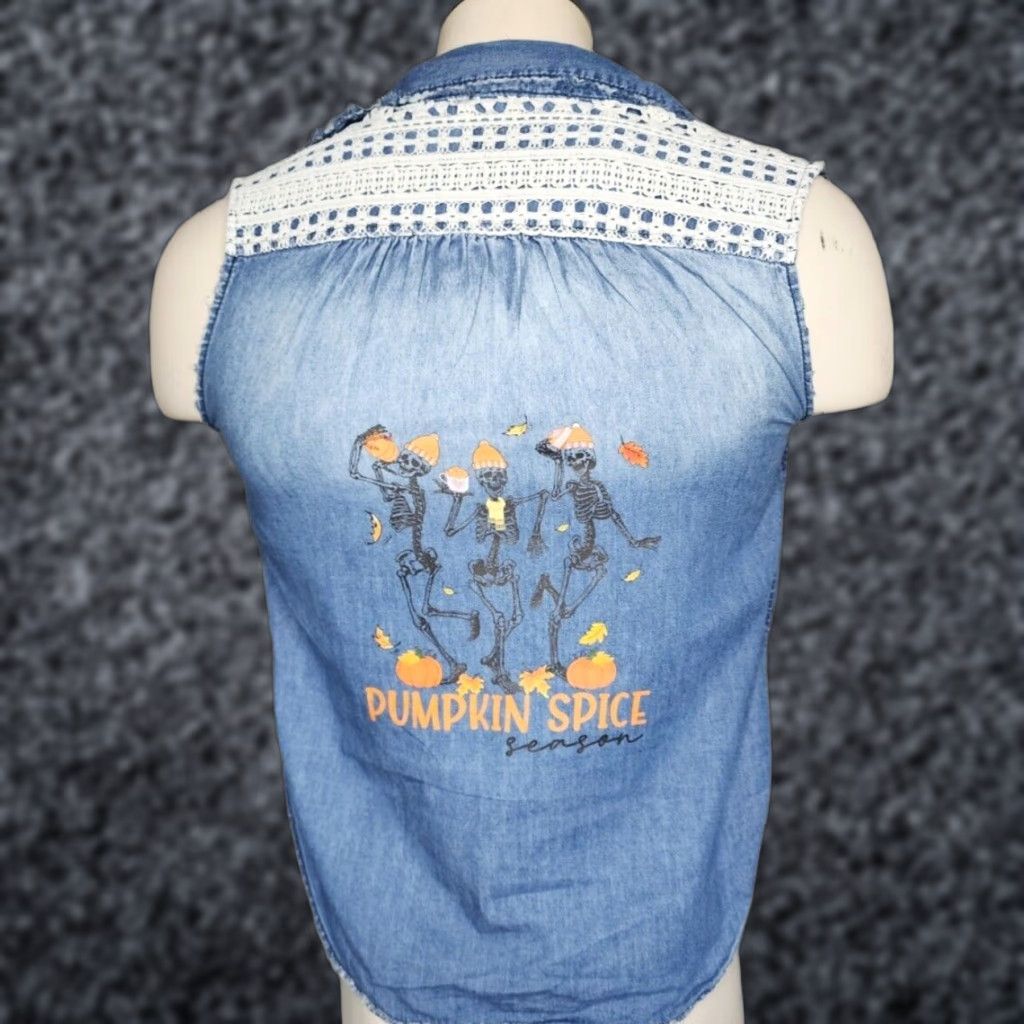 Denime VINTAGE Mudd Denim Vest Shirt Teens XS Blue Halloween Distressed 90s Halloween Theme Mens/Womens? Size XS / US 0-2 / IT 36-38 - 1 Thumbnail