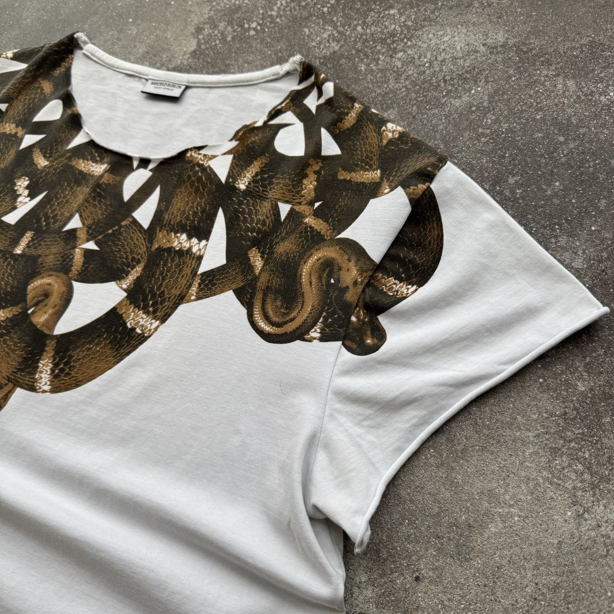 Marcelo Burlon Marcelo Burlon Snake Printed T-Shirt Size US M / EU 48-50 / 2 - 8 Thumbnail