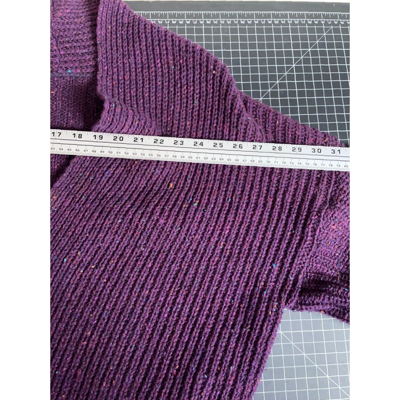Vintage VINTAGE Donegal Wool 1 Button Cropped Cardigan Women's L Purple Knit Sweater Size L / US 10 / IT 46 - 7 Thumbnail