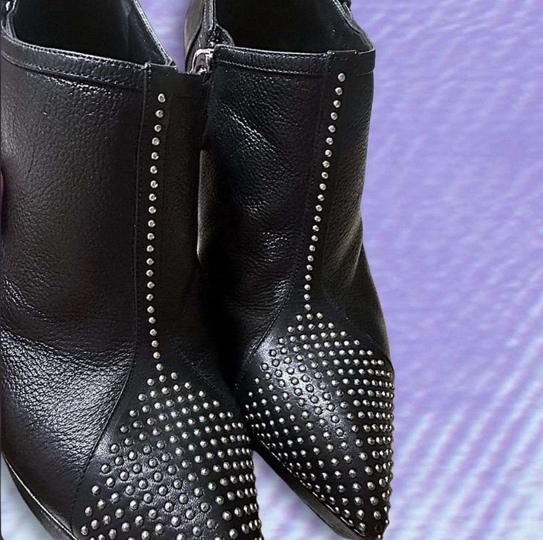Saint Laurent Paris Saint laurent studded leather ankle boots Size US 8.5 / IT 38.5 - 5 Thumbnail