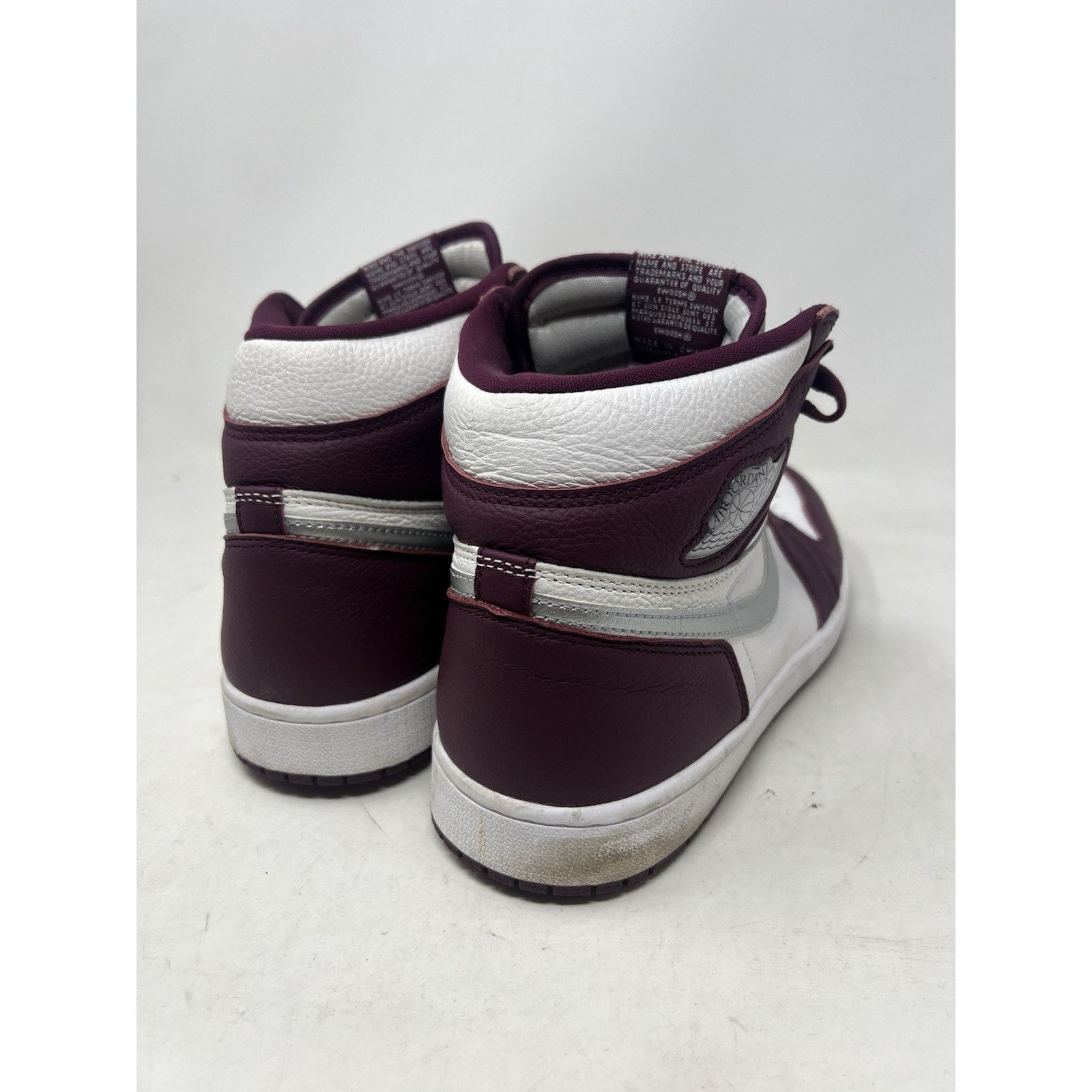 Nike Size 12 - Jordan 1 Retro High OG Bordeaux 555088-611 Size US 12 / EU 45 - 5 Thumbnail