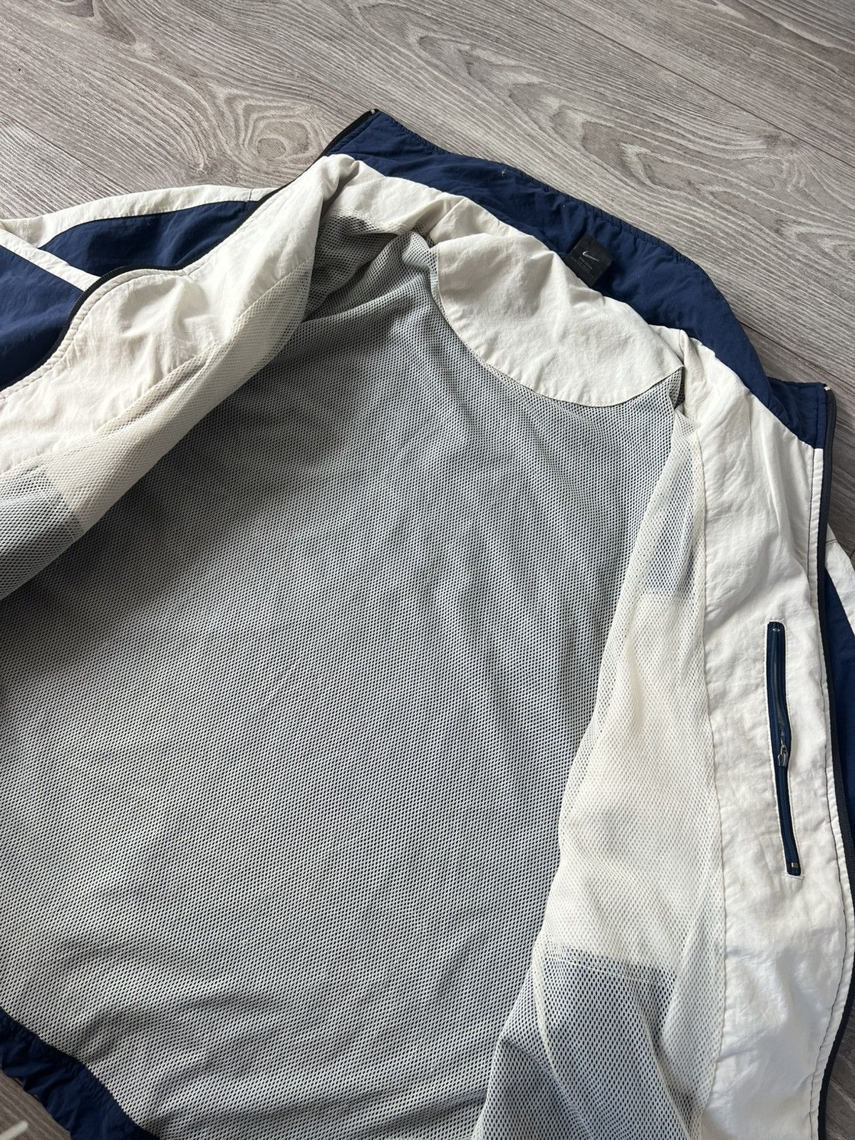Vintage ‼️NIKE VINTAGE Y2K SWOOSH REGULAR 90s USA WINDBREAKER Jacket Size US XL / EU 56 / 4 - 17 Thumbnail