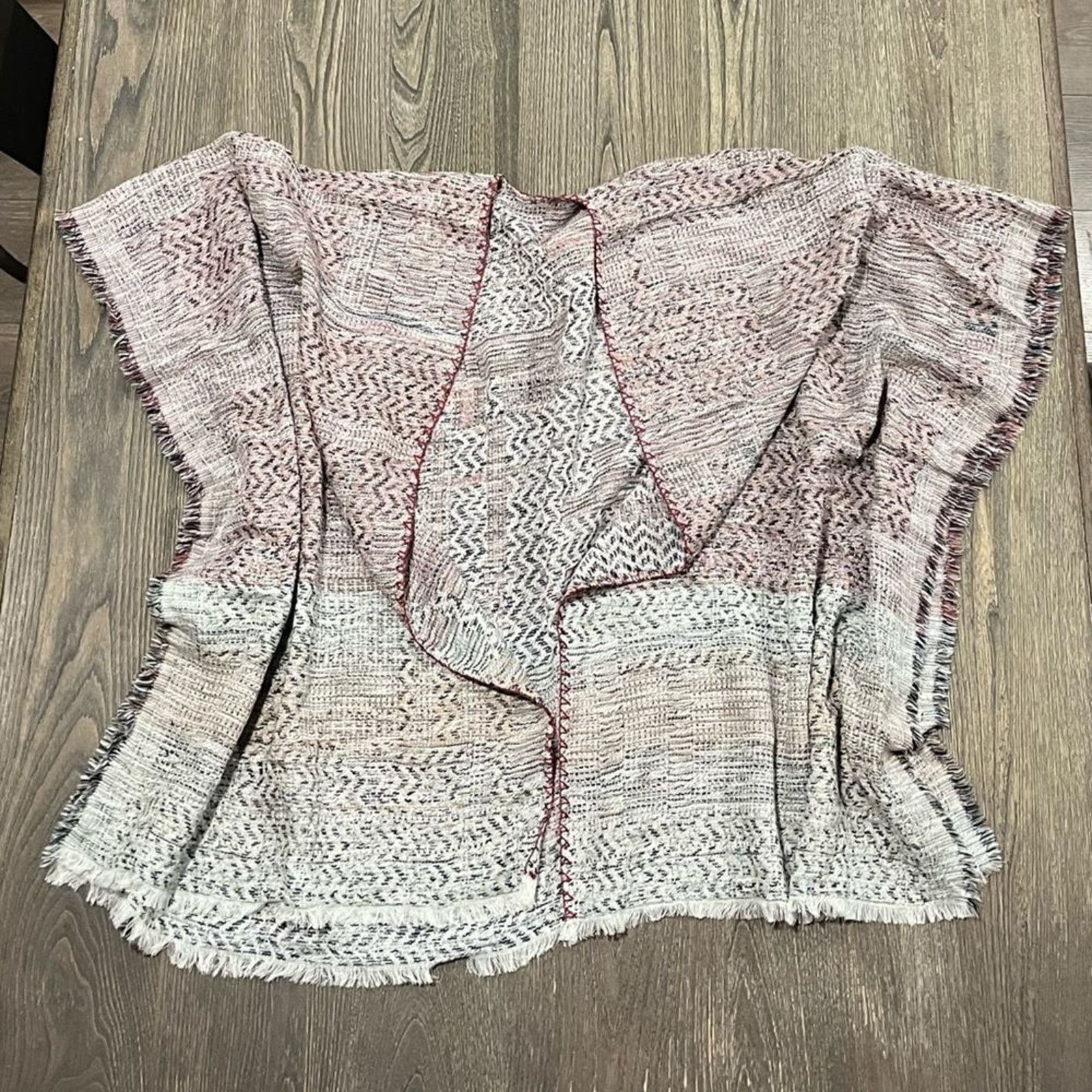 Vintage NWOT J.Jill Womens Poncho Sweater Shawl Wrap Fringed Size L Size ONE SIZE - 1 Thumbnail