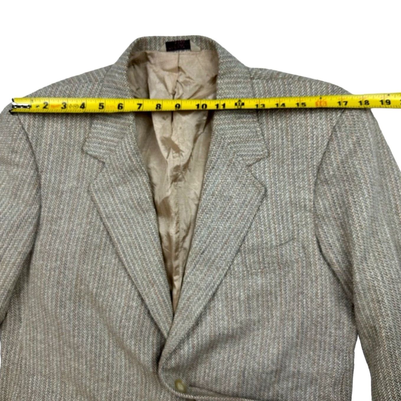 Vintage VTG Arnold Palmer Blazer Men Tweed 2-Button Brown Herringbone 43R Wool Front Notch Lapel Buttoned Single-Breasted Jeans? No. Size 46R - 5 Thumbnail