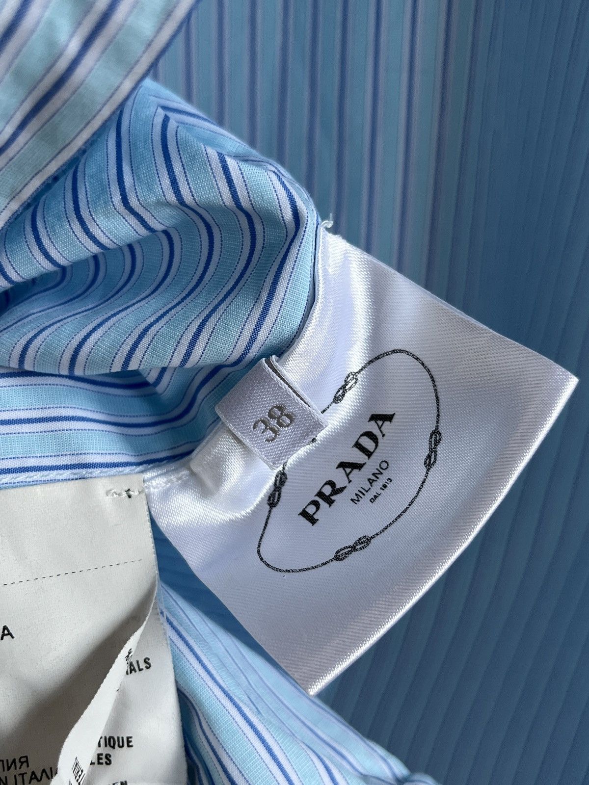 Prada Prada Ruffle Button Up Shirts Size XS / US 0-2 / IT 36-38 - 5 Thumbnail