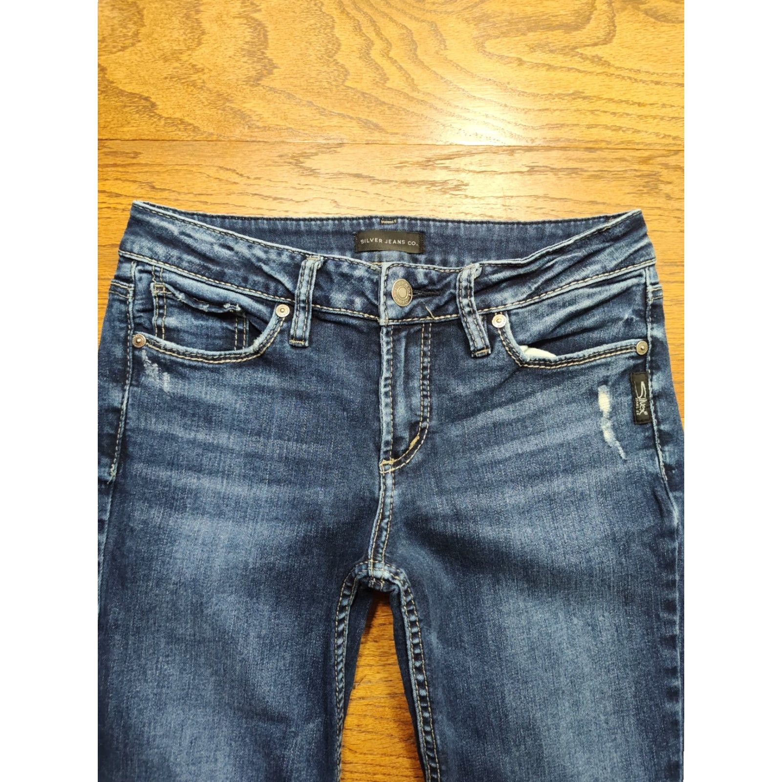Silver Jeans Co. Silver Jeans Co. Womens Jeans Suki Slim Boot 28 Blue Denim Embroidered Pockets Stretch Cowboy 30 Inseam XS? Size 28" / US 6 / IT 42 - 4 Thumbnail