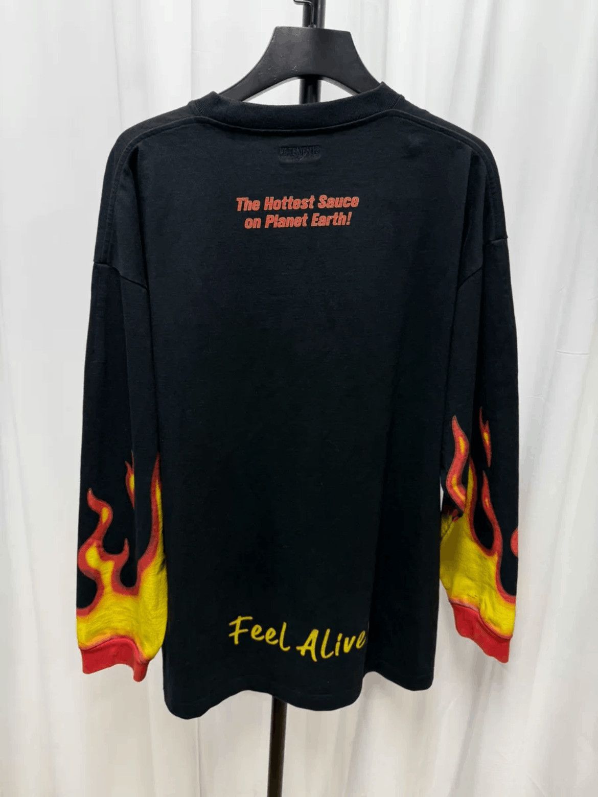 Vetements Vetements Flame Sleeves L/S Tee-2507 Size US L / EU 52-54 / 3 - 3 Thumbnail