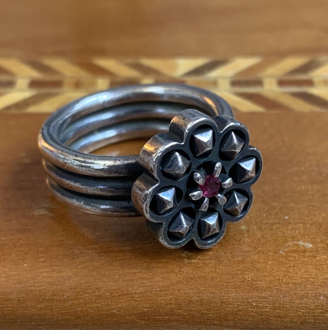 Number (N)ine 2003 Number (N)ine Ruby Studded Silver Ring Size ONE SIZE - 1 Thumbnail