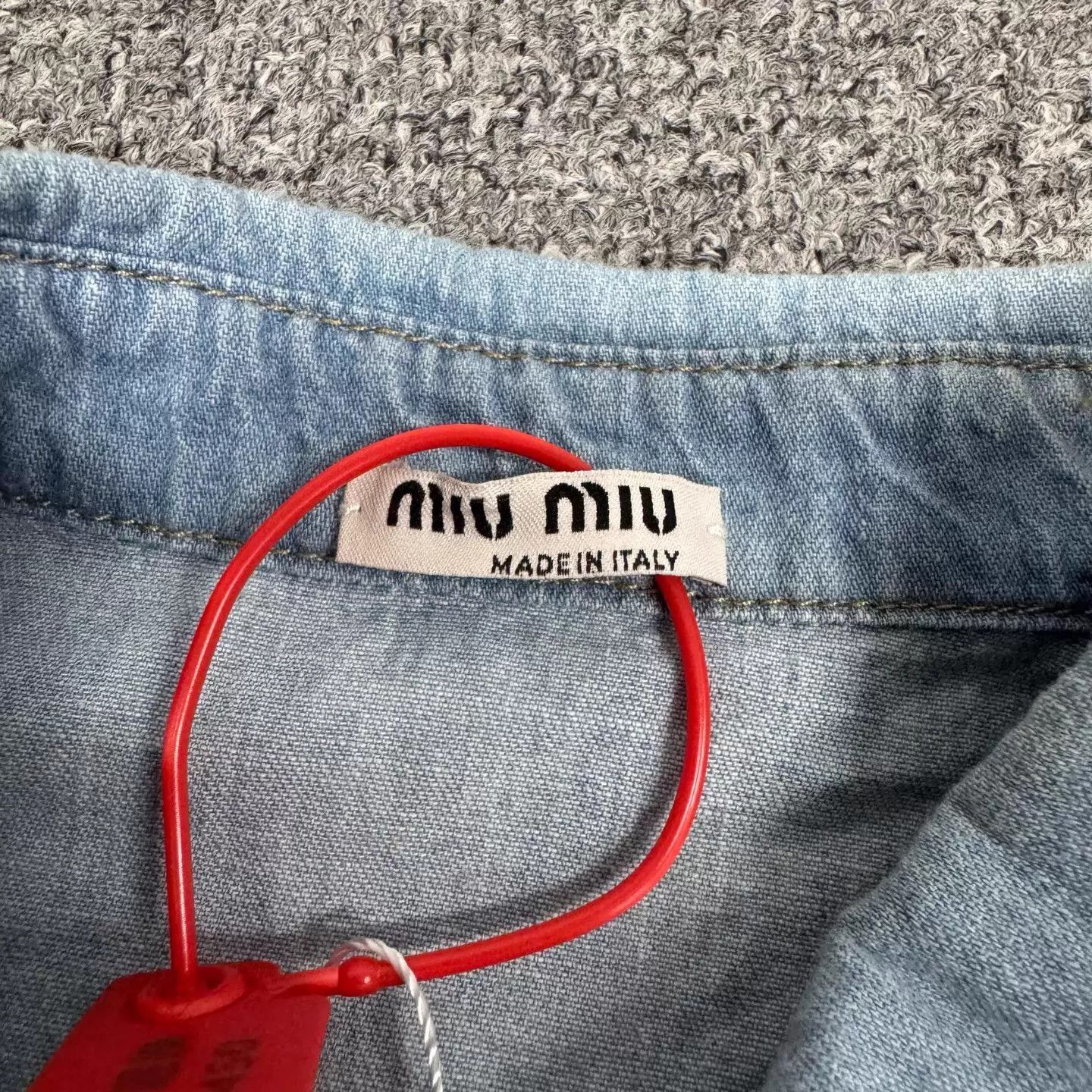 Miu Miu MIU MIU Light Blue Denim Ruffle Collar Short Puff top Size XS / US 0-2 / IT 36-38 - 4 Thumbnail