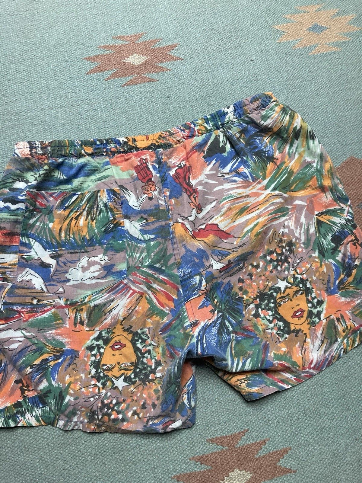Vintage 80s shorts swim trunks novelty print Hawaiian beach ocean 31 Size US 31 - 7 Thumbnail