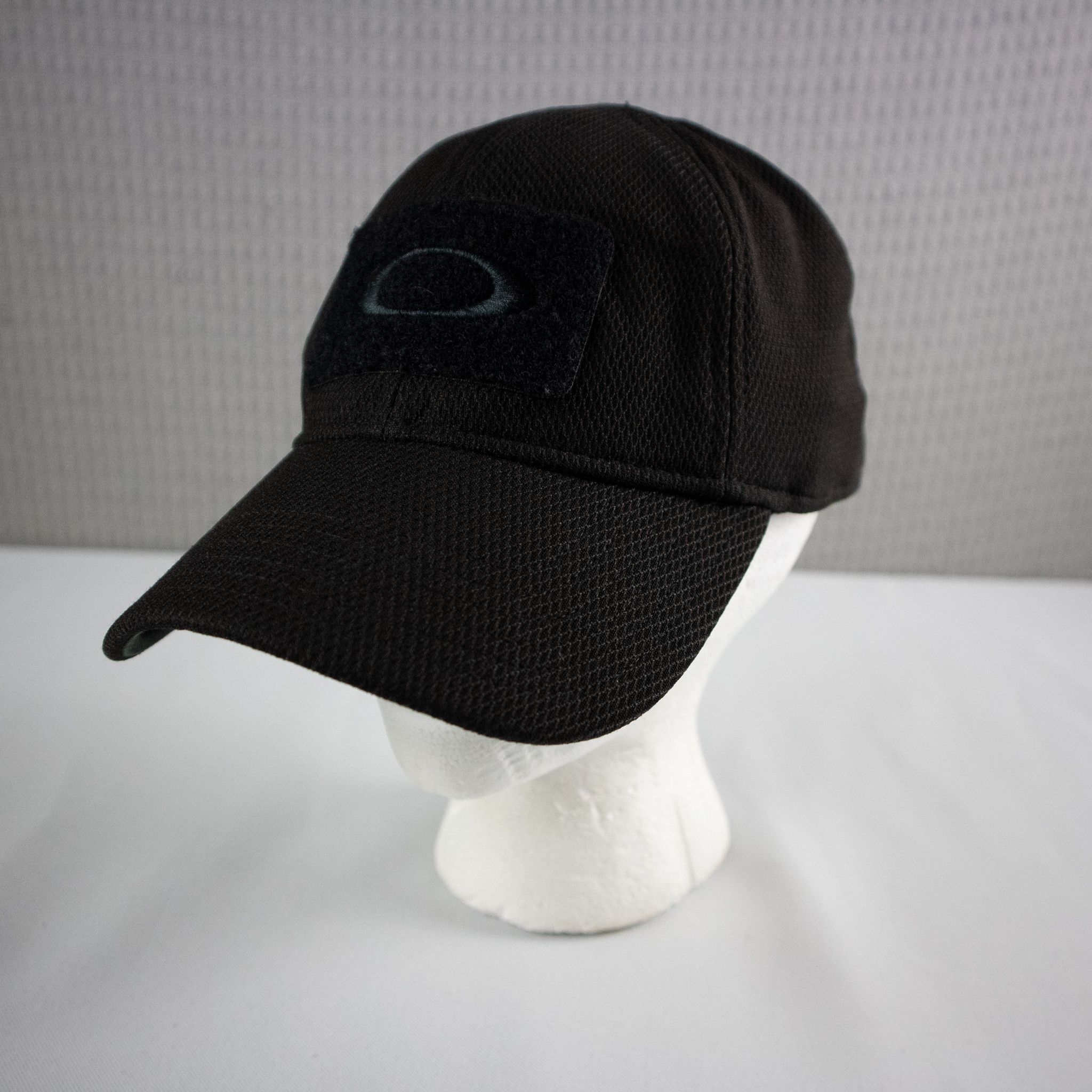 Oakley Oakley Mesh Fitted Cap Logo Size ONE SIZE - 1 Thumbnail