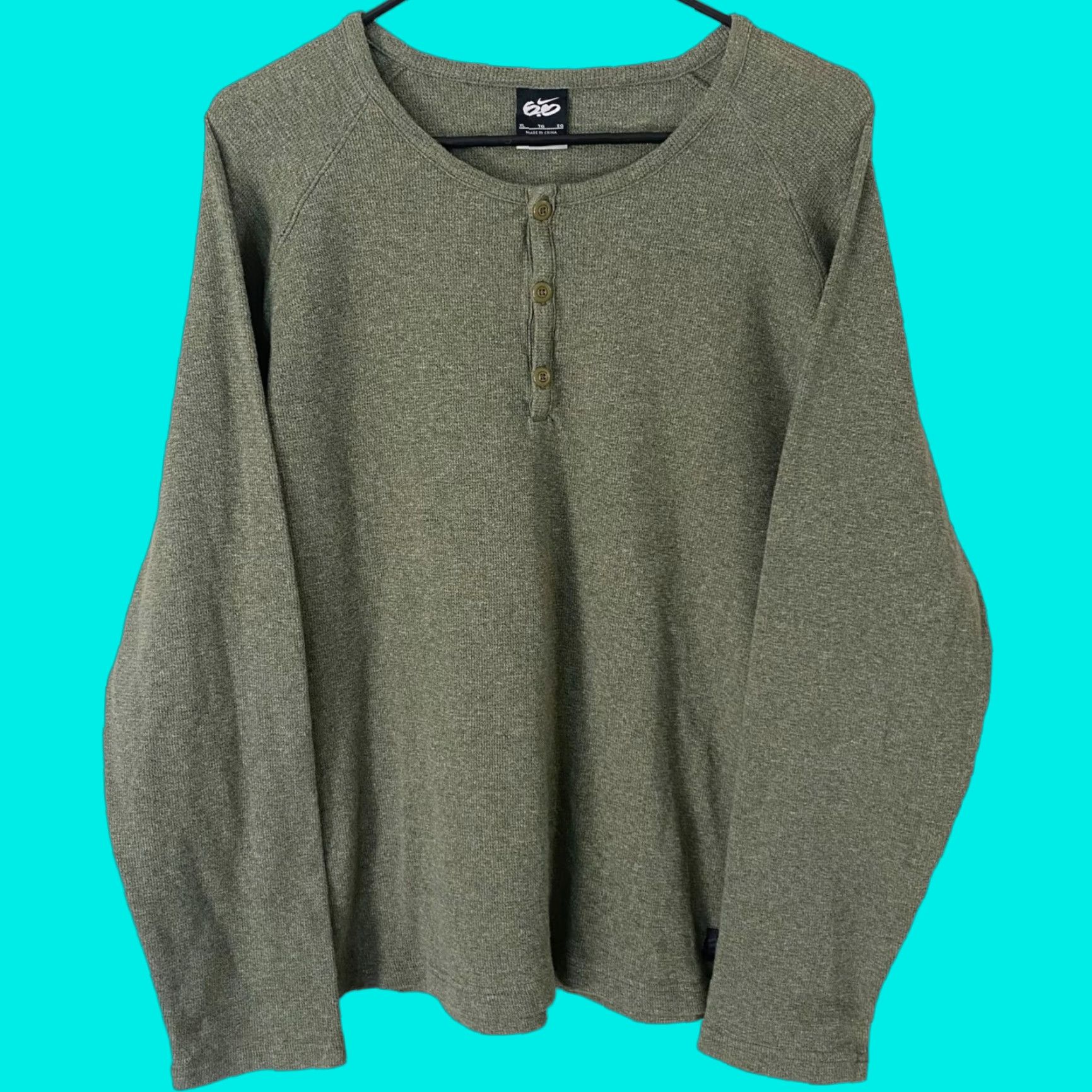 Nike VINTAGE Nike 6.0 Long Sleeve Henley Shirt Green Cotton Skateboarding Tee Men's XL Size US XL / EU 56 / 4 - 1 Thumbnail
