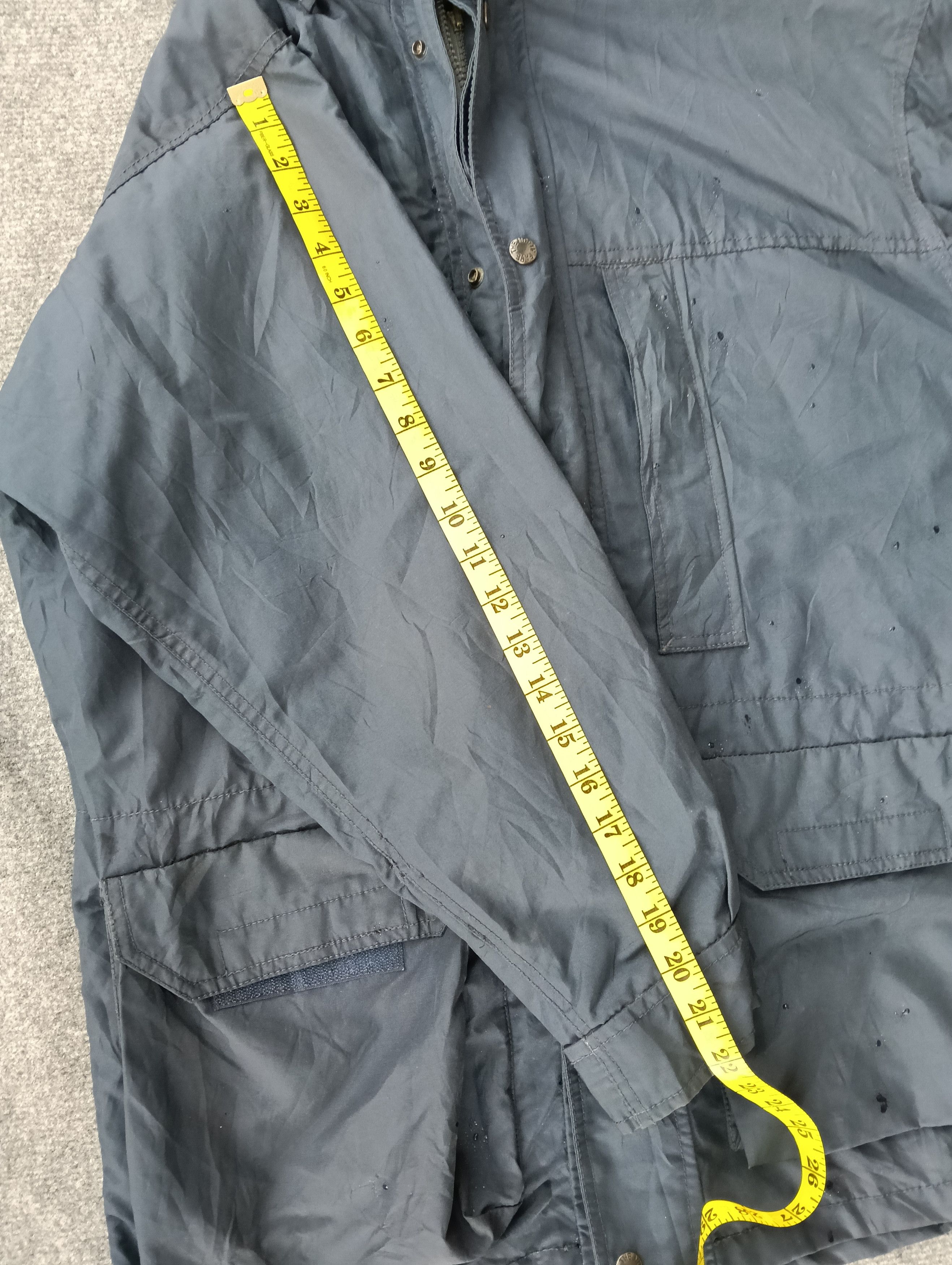 The North Face VINTAGE THE NORTH FACE HOODIE JACKET. Size US M / EU 48-50 / 2 - 11 Thumbnail