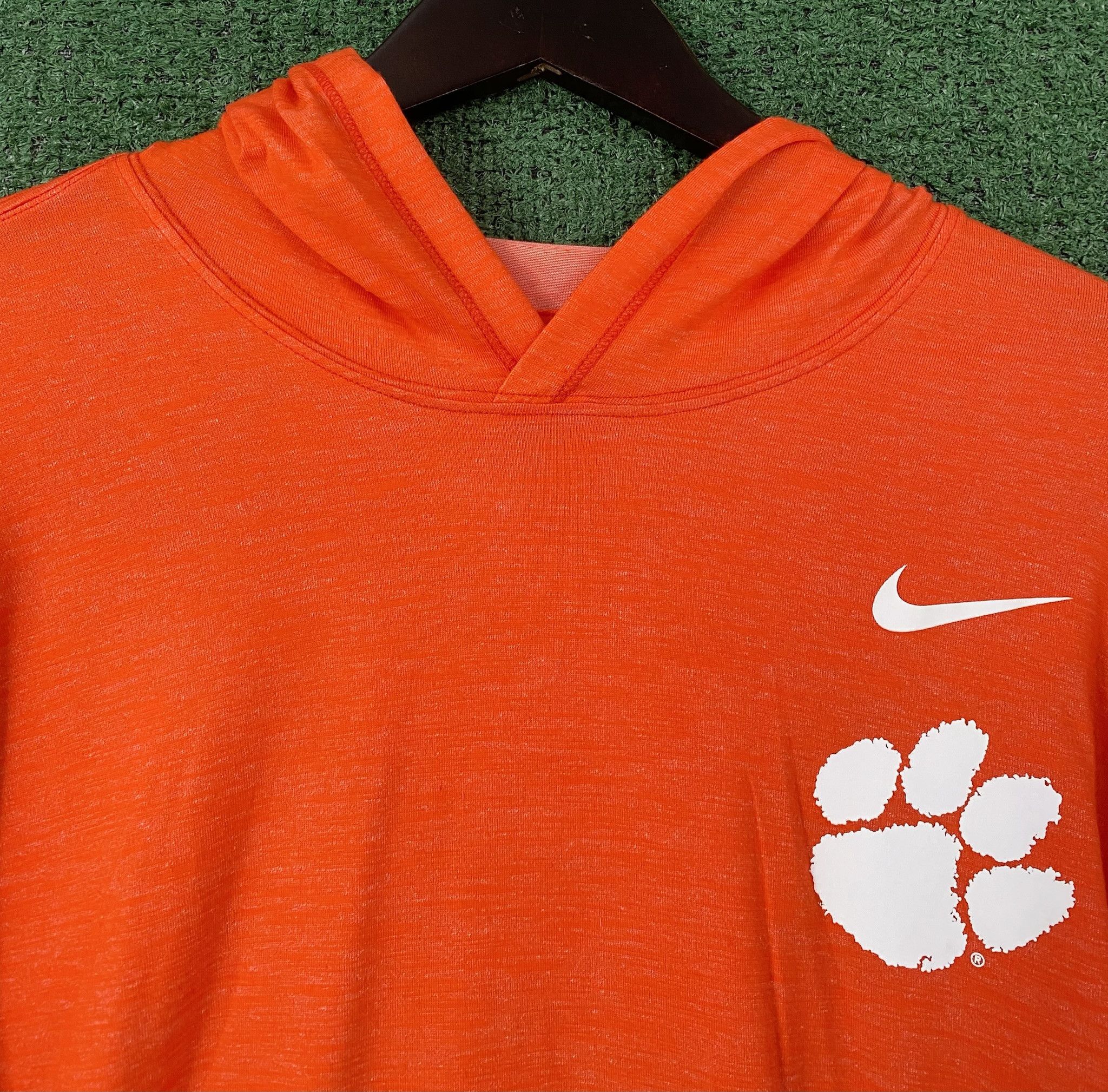 Nike NEW Nike Clemson Tigers Hooded Long Sleeve T-Shirt XL Size US XL / EU 56 / 4 - 2 Thumbnail