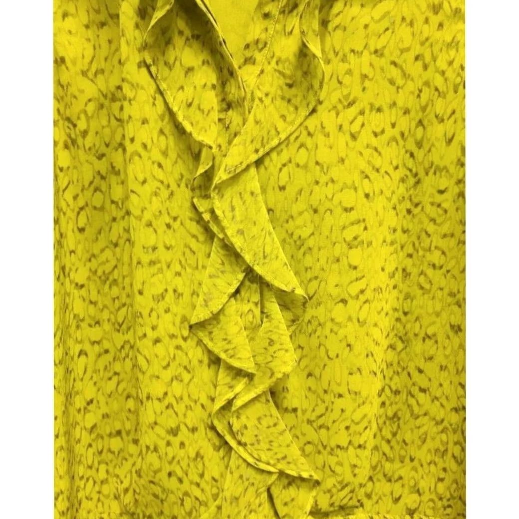 Vintage Cabi Reign Blouse Top Women Small Chartreuse Yellow Sleeveless Ruffle 3077 Size S / US 4 / IT 40 - 4 Thumbnail
