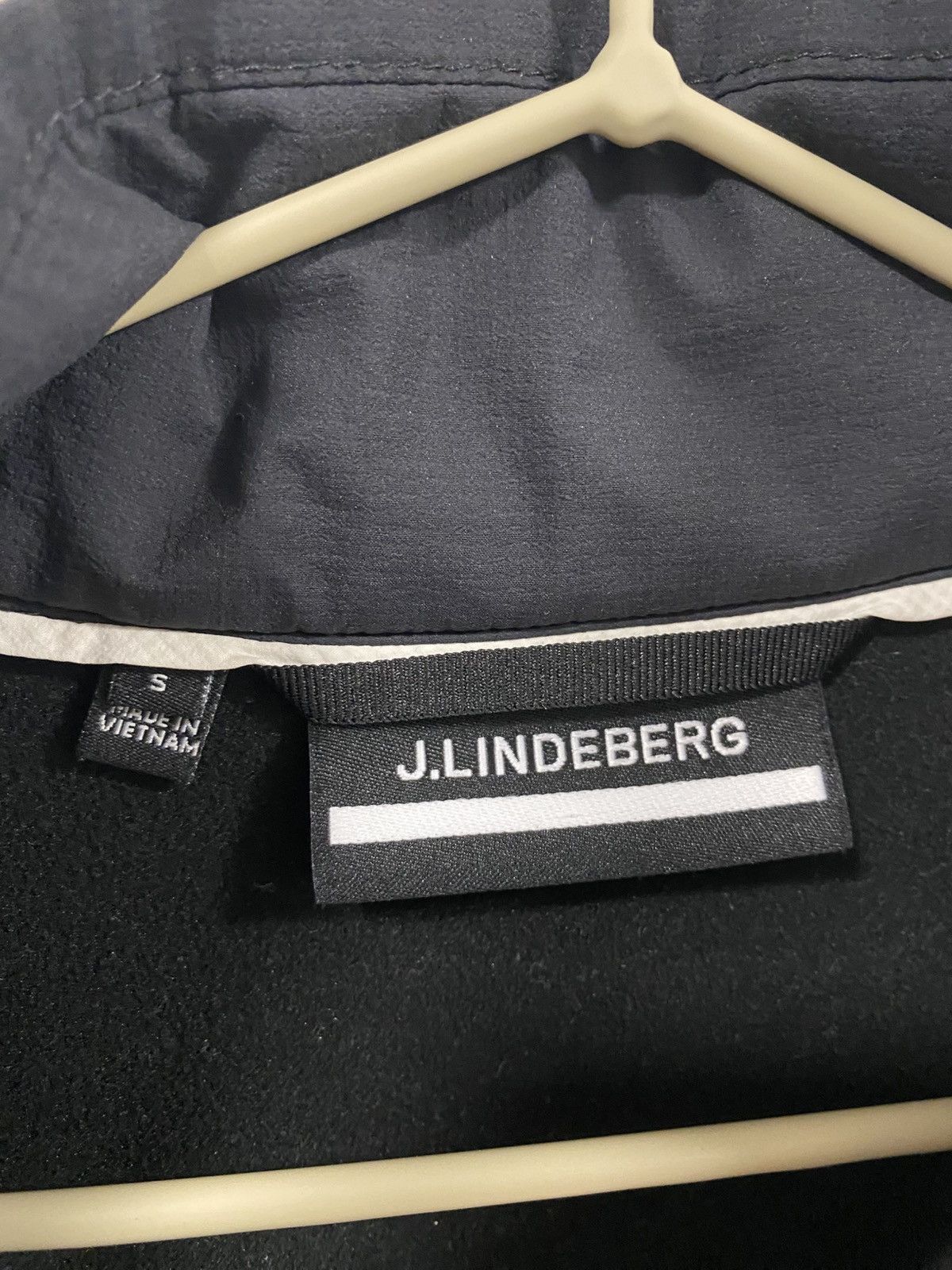 J.Lindeberg J.Lindeberg Primaloft Zip Long Sleeve Light Jacket Size: S Size US S / EU 44-46 / 1 - 2 Thumbnail