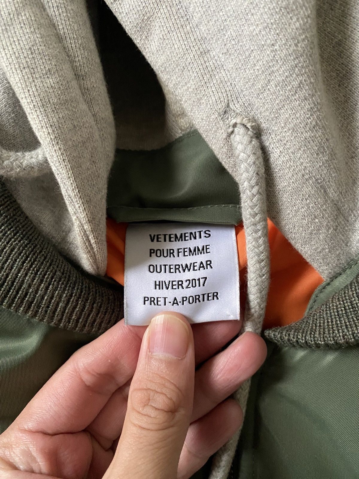 Vetements Vetements Cropped Bomber AW2017 Size US XS / EU 42 / 0 - 6 Thumbnail