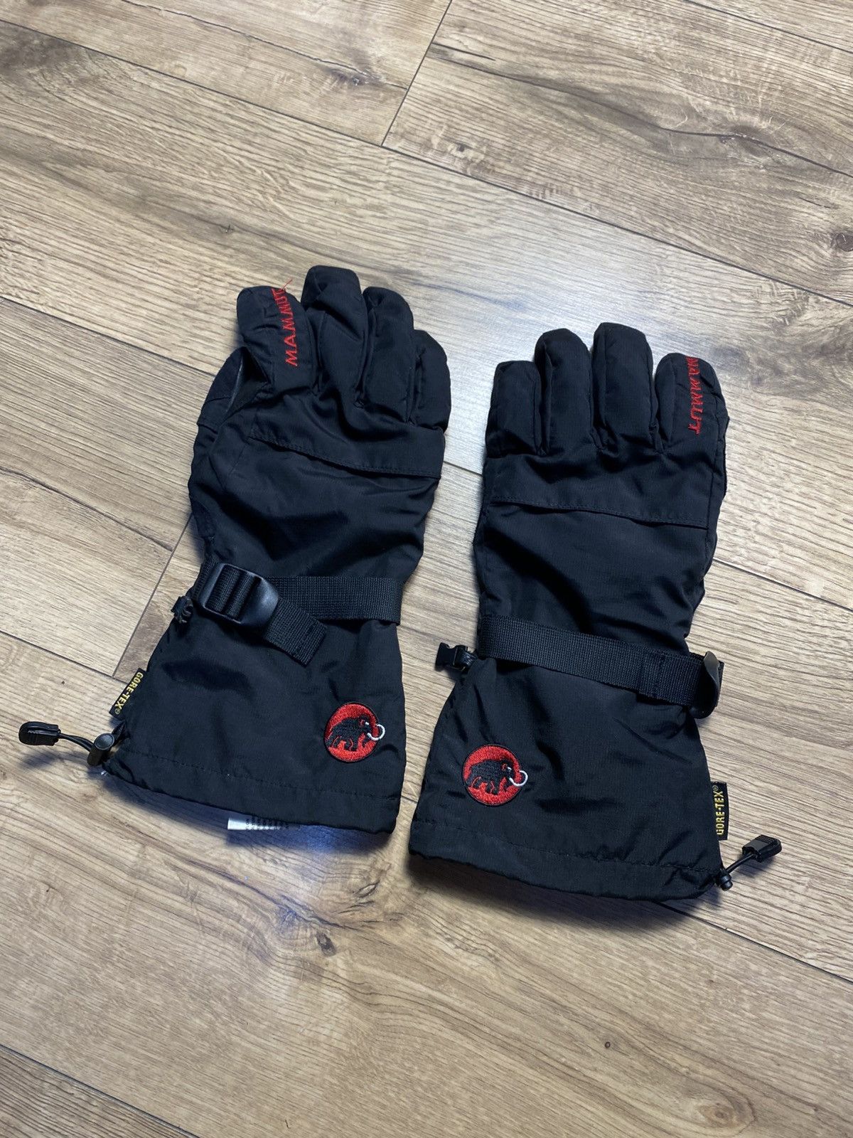Mammut Mammut Expert Tour GTX Gloves Men's Size 8 M Black Winter Size ONE SIZE - 1 Thumbnail