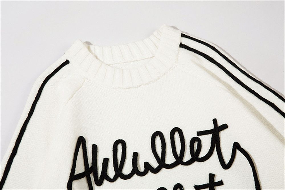 Vintage Men's casual retro line letter round neck sweater Size US M / EU 48-50 / 2 - 3 Thumbnail