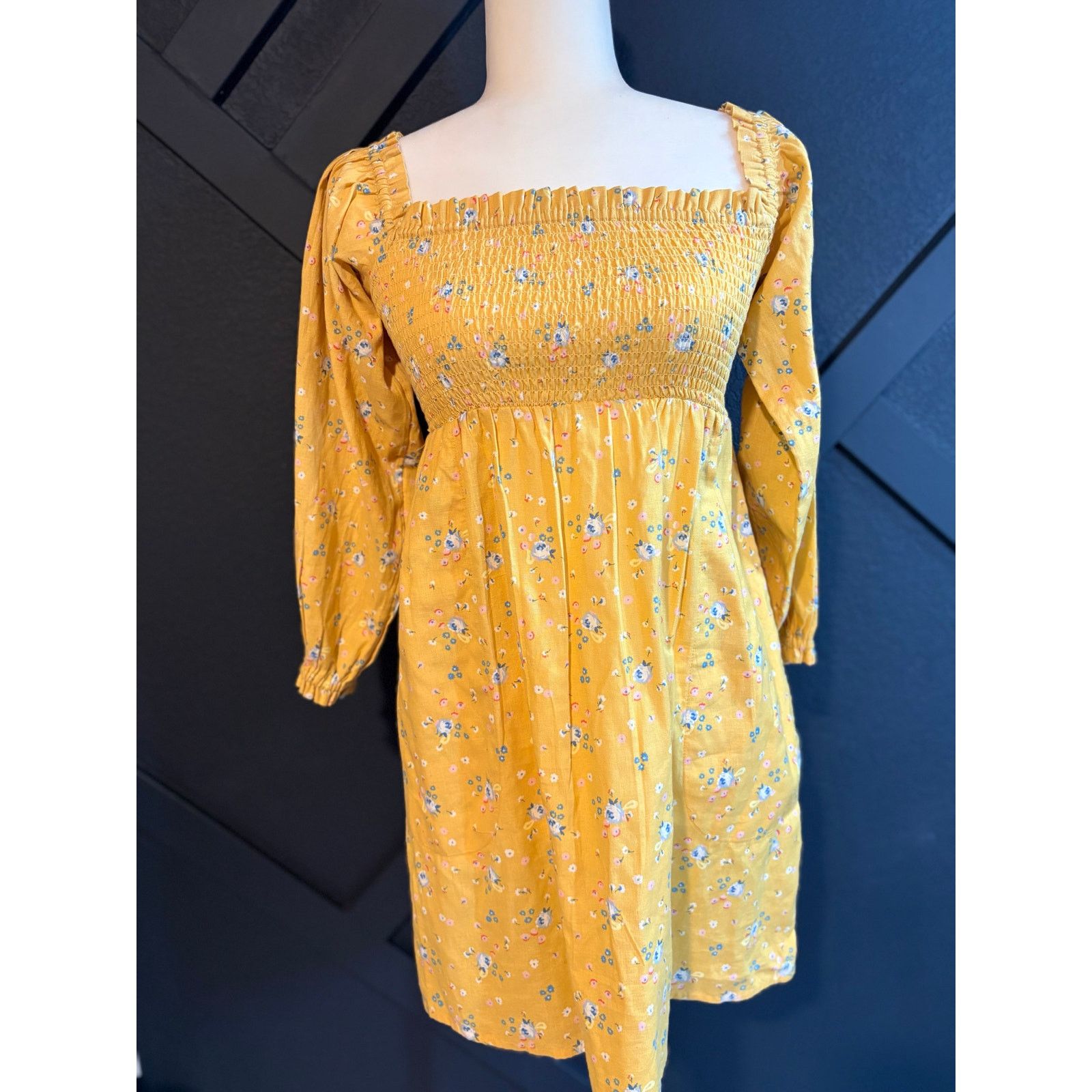 Billabong Billabong x Wrangler Smocked Dress Cottagecore Prairie Dress Size S / US 4 / IT 40 - 1 Thumbnail