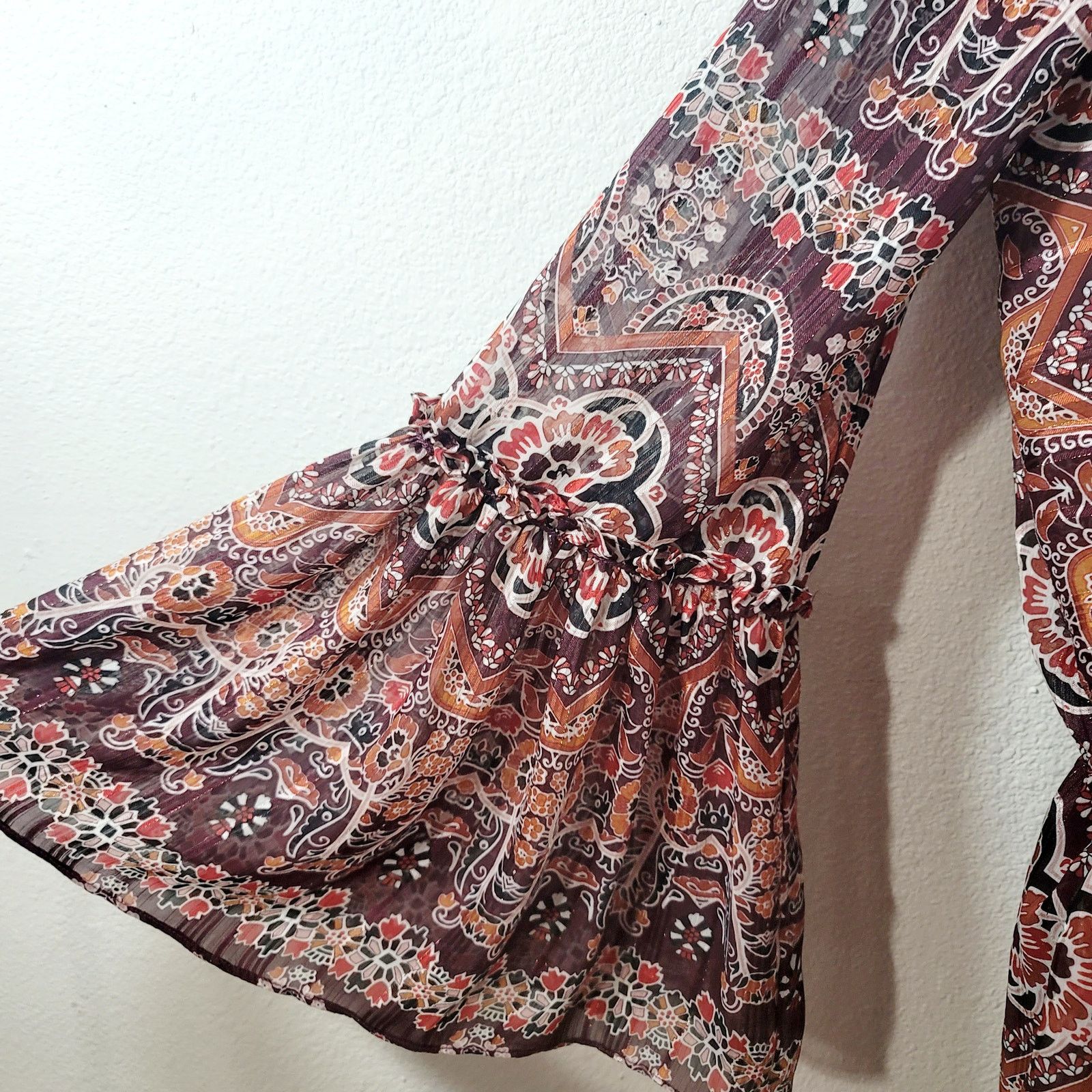 Other Chelesa Violet Burgundy Floral Print Romper Small Size 26" / US 2 / IT 38 - 2 Thumbnail