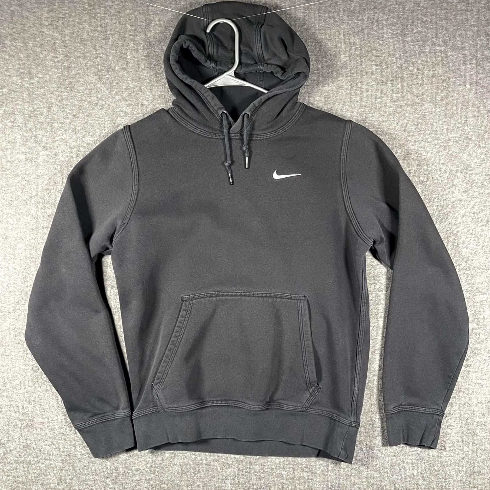 Nike Nike Hoodie Mens Small Gray Pullover Sweatshirt Swoosh Kangaroo Pocket Logo Front Size US S / EU 44-46 / 1 - 2 Thumbnail