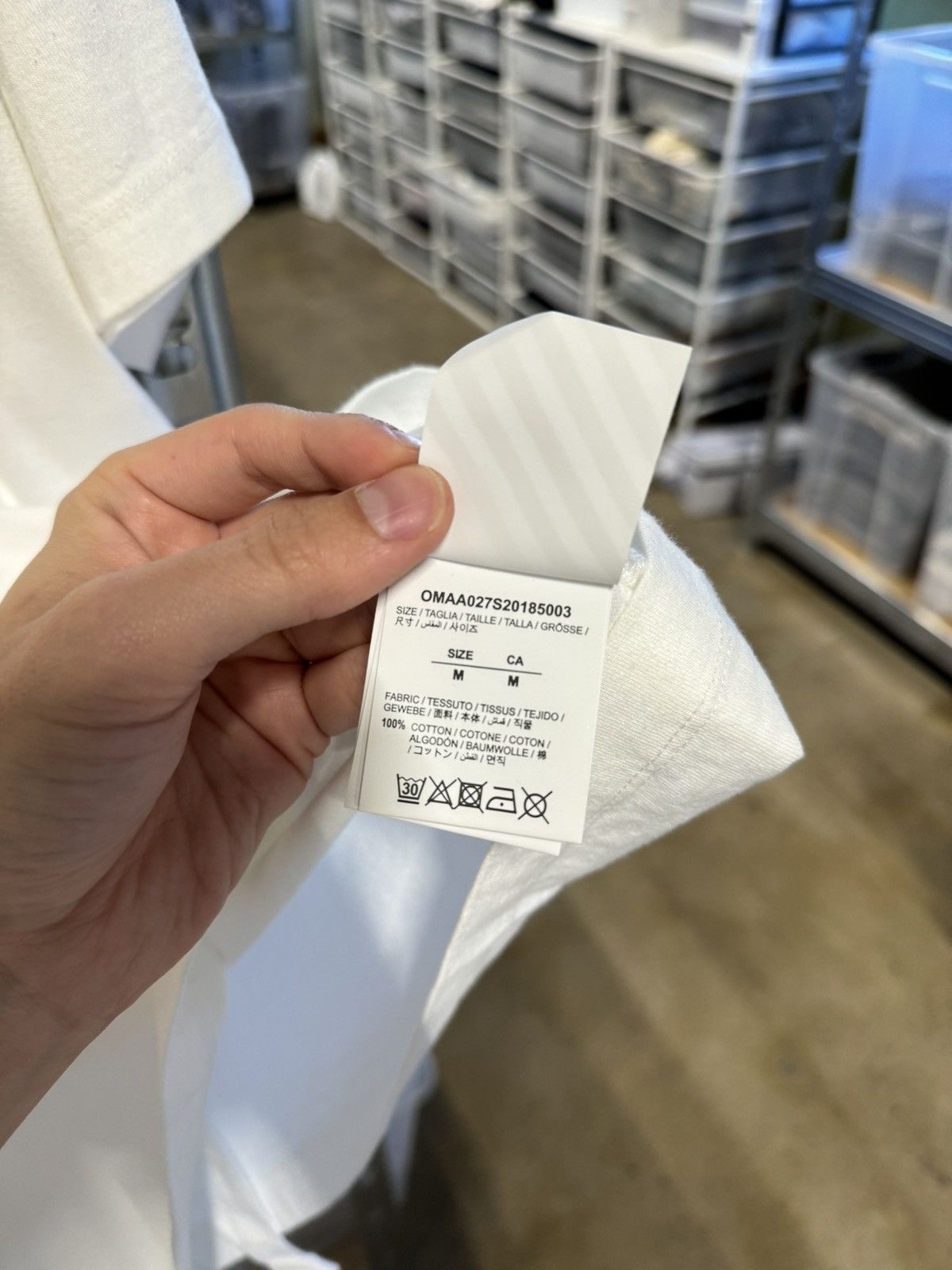 Off-White Airport Tape Arrow T-shirt NEW 500$ retail