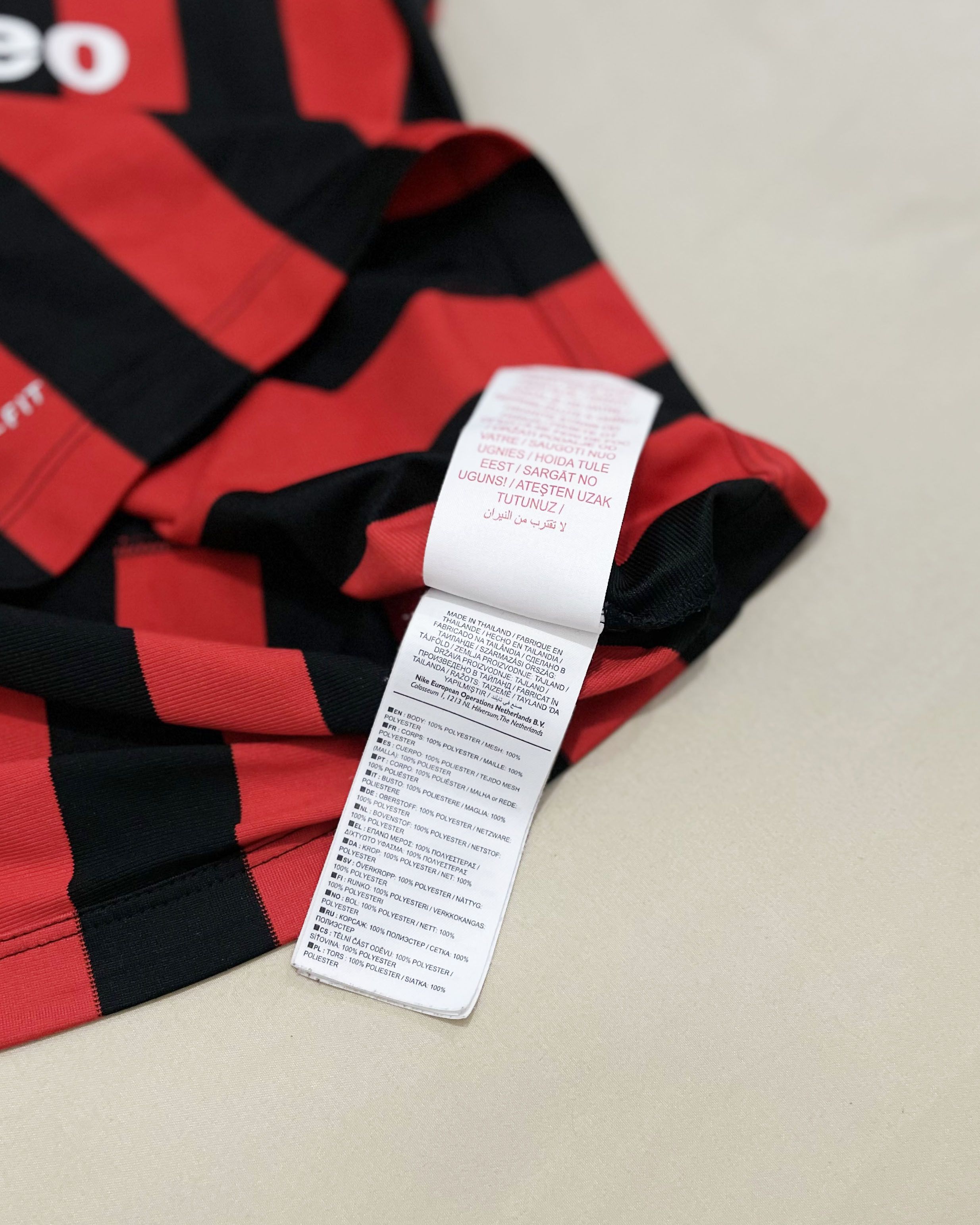 Nike Eintracht Frankfurt Home Kit 2014 2015 Size US XS / EU 42 / 0 - 7 Thumbnail