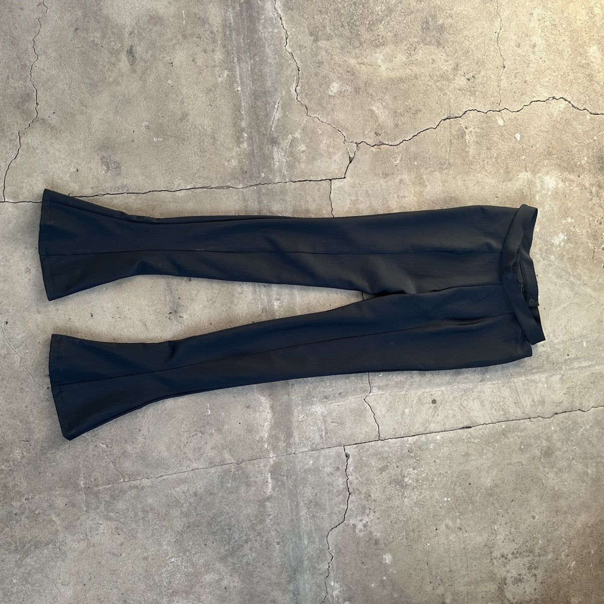 H&M × Mugler Black cut off flared pants Size 28" / US 6 / IT 42 - 21 Thumbnail