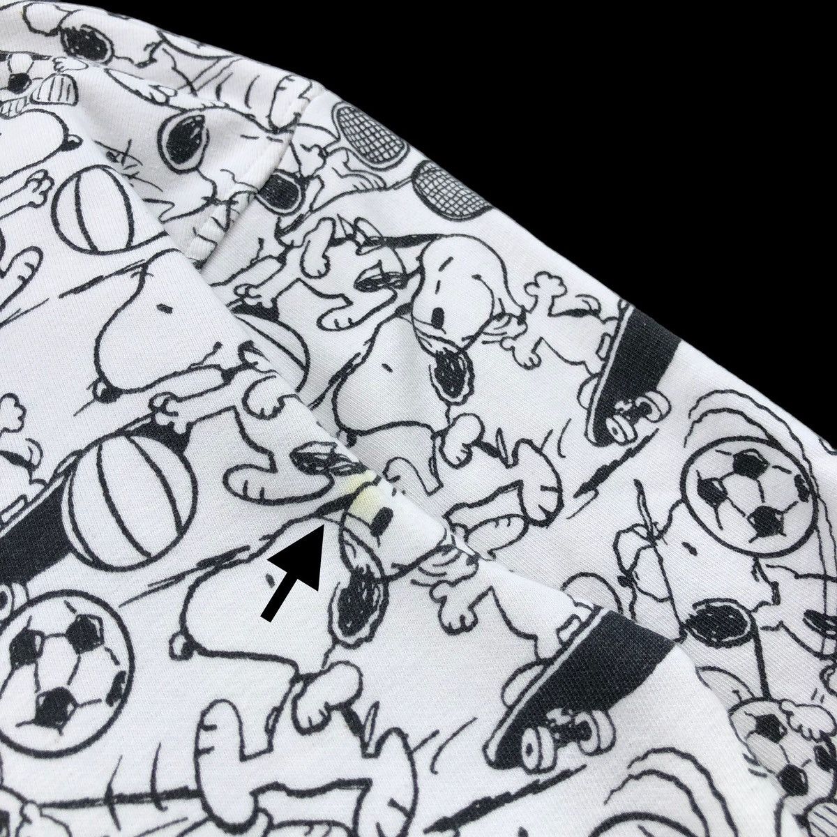 Levi's Levi's X Peanuts Relaxed Hoodie Snoopy All Over Print Size US M / EU 48-50 / 2 - 14 Thumbnail