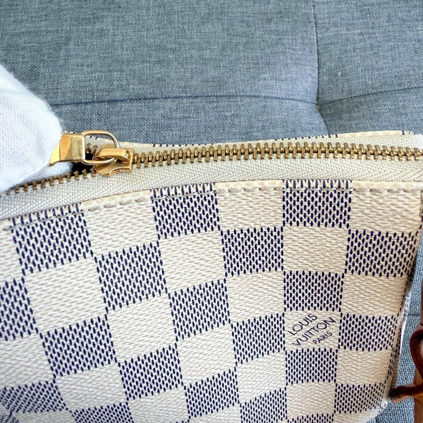 Louis Vuitton Authentic Louis Vuitton Damier Azur Pochette Accessories Bag Size ONE SIZE - 12 Thumbnail