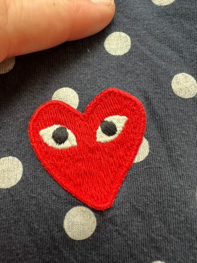Comme des Garcons Comme Des Garcons PLAY Basic Love Polkadot Longsleeve Tee Size L / US 10 / IT 46 - 2 Thumbnail