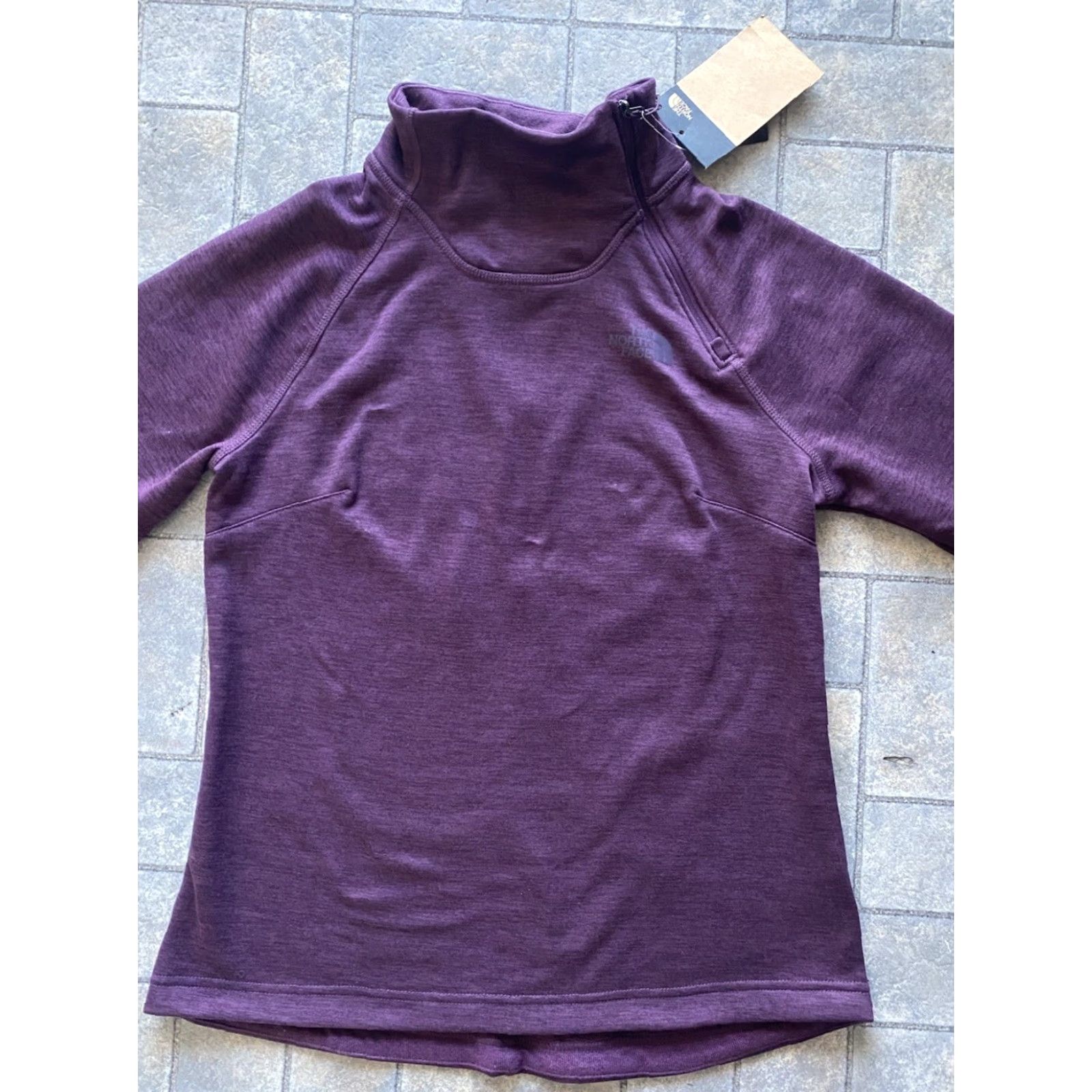 The North Face The North Face Sweatshirt Women’s Purple S Blackberry Wine Heather Pullover Regular Long Sleeve Activewear Size S Size S / US 4 / IT 40 - 2 Thumbnail