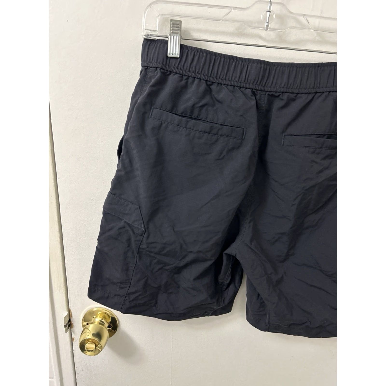 Uniqlo Uniqlo Geared Shorts Mens S Black Nylon Ripstop Hiking Cargo Belted Gorpcore Size US 29 - 7 Thumbnail