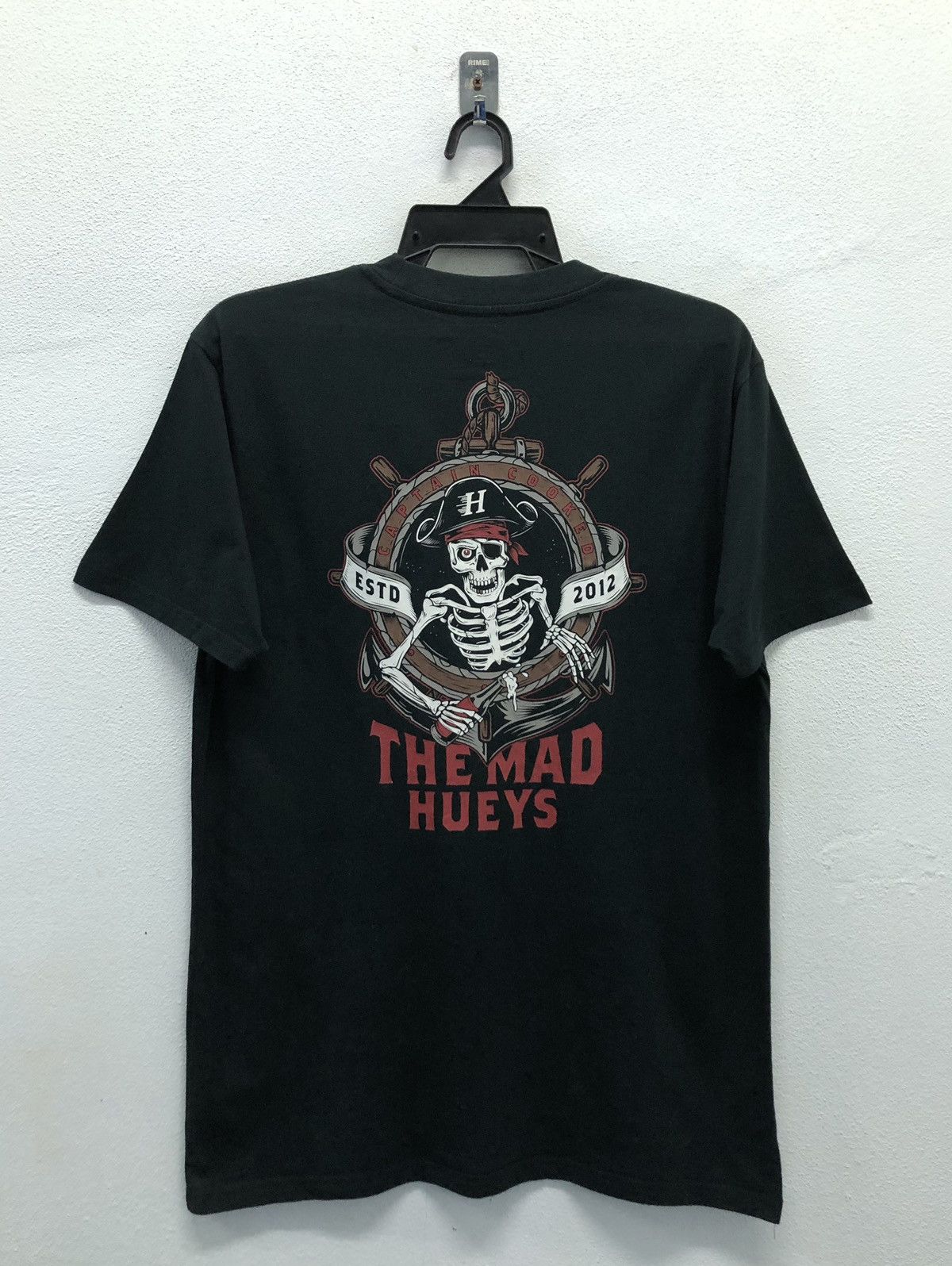 Vintage The Mad Hueys Captain Cooked Estd 2012 T-Shirt Size US S / EU 44-46 / 1 - 1 Thumbnail