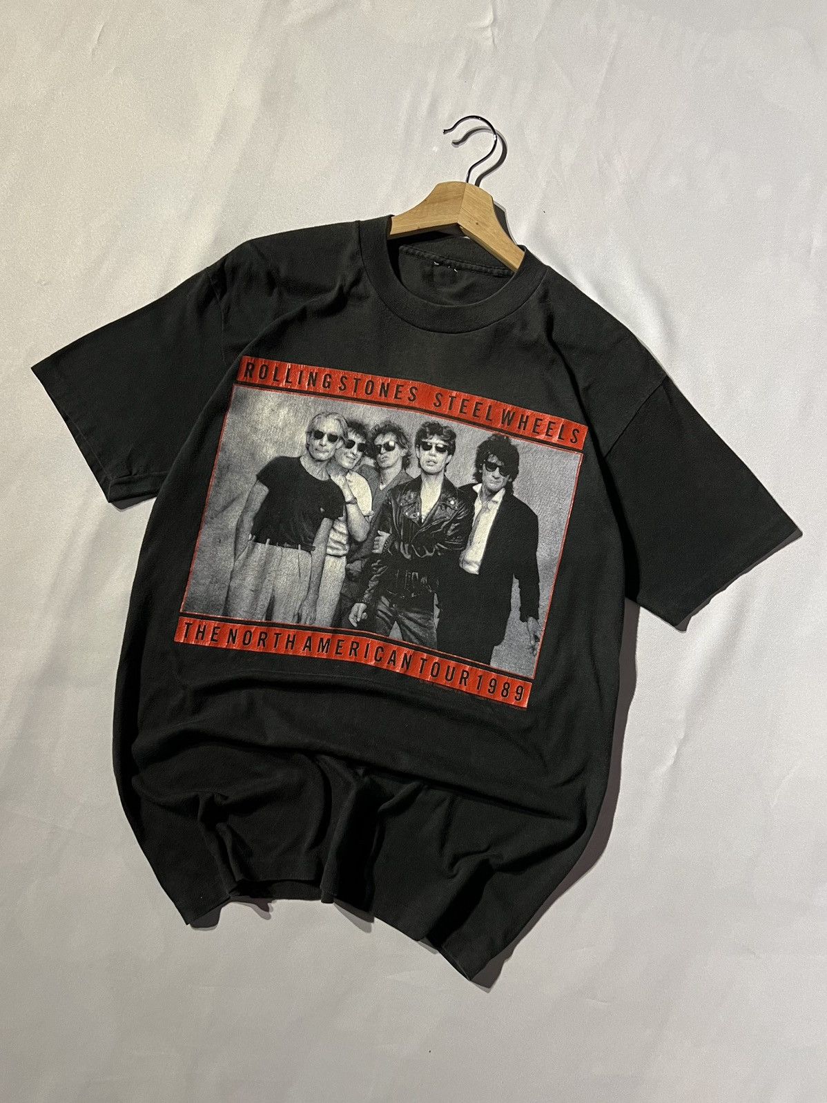 Band Tees × The Rolling Stones × Vintage THE ROLLING STONE VINTAGE, THE NORTH AMERICAN TOUR 89 Size US M / EU 48-50 / 2 - 2 Thumbnail