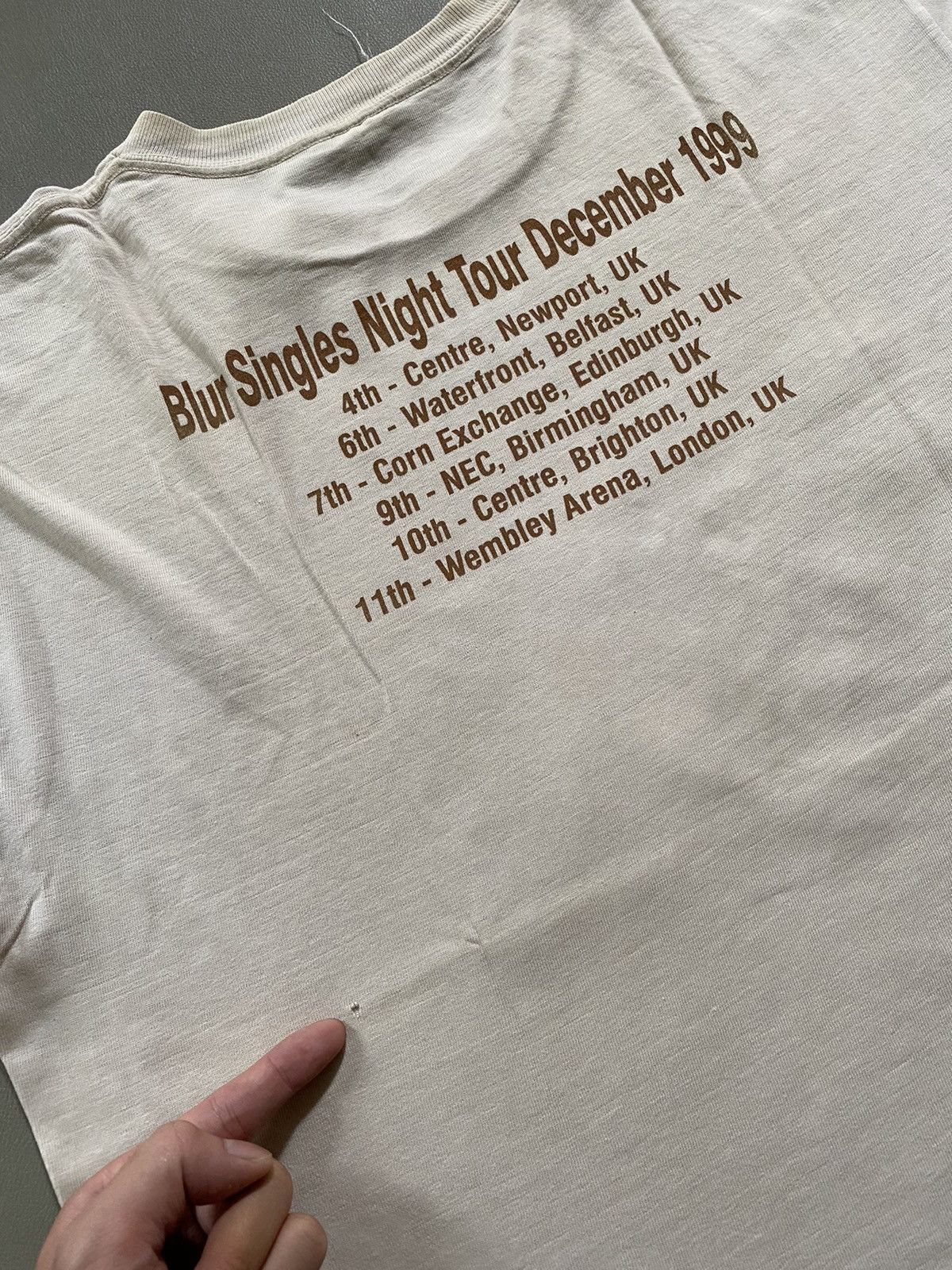 Band Tees RARE Vintage Blur Singles Night Tour UK Tshirt Size US L / EU 52-54 / 3 - 13 Thumbnail