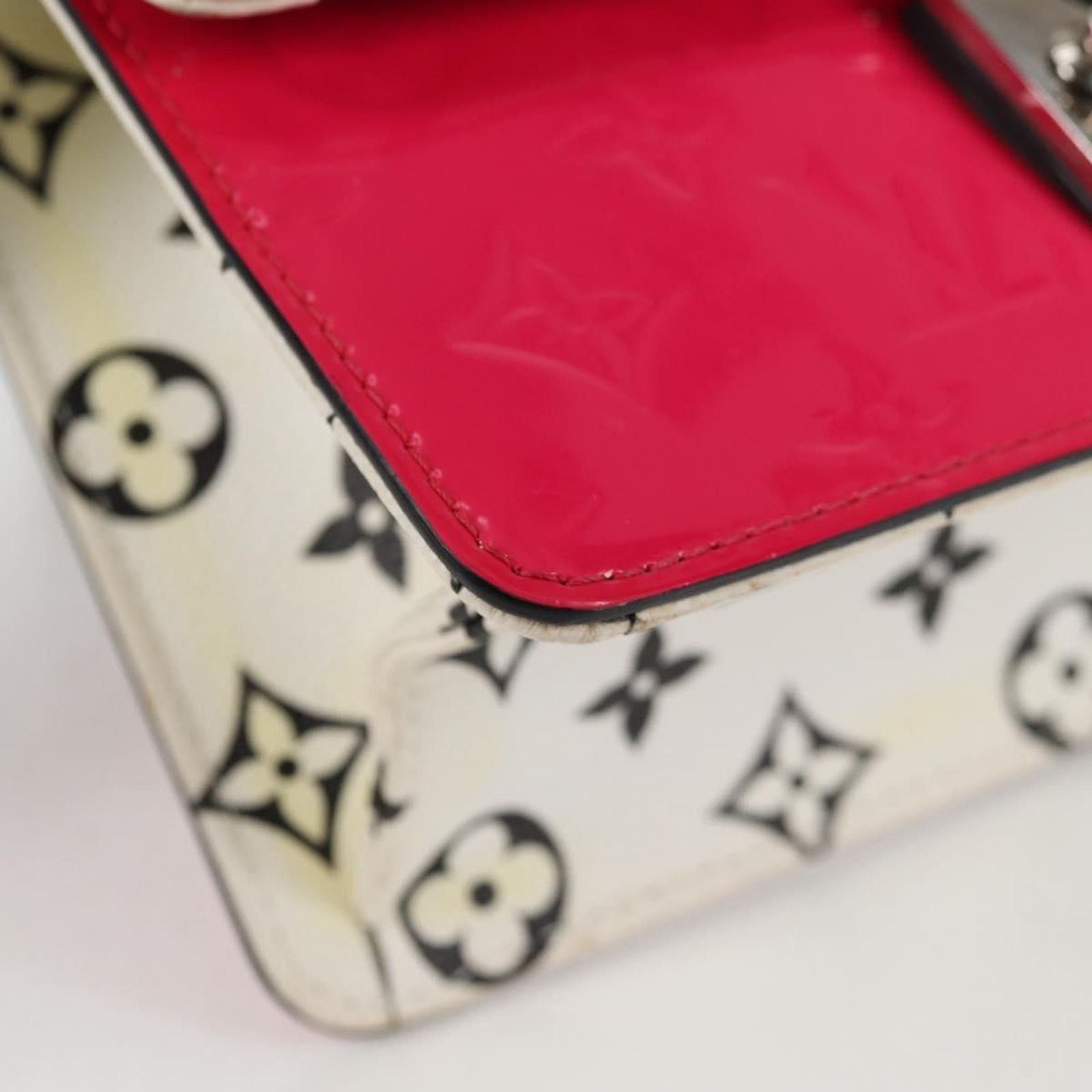 Louis Vuitton Pink Patent Leather Wynwood