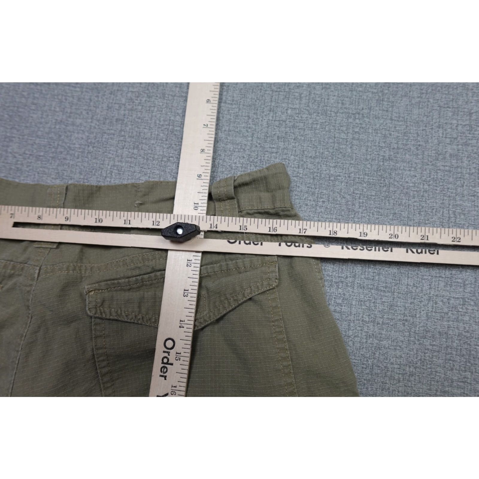 Vintage VINTAGE Cargo Short Mens 34 Green Ripstop Loose Baggy Fit Pocket Hiking Outdoors Casual Men Green 90s Theme Size US 34 / EU 50 - 5 Thumbnail