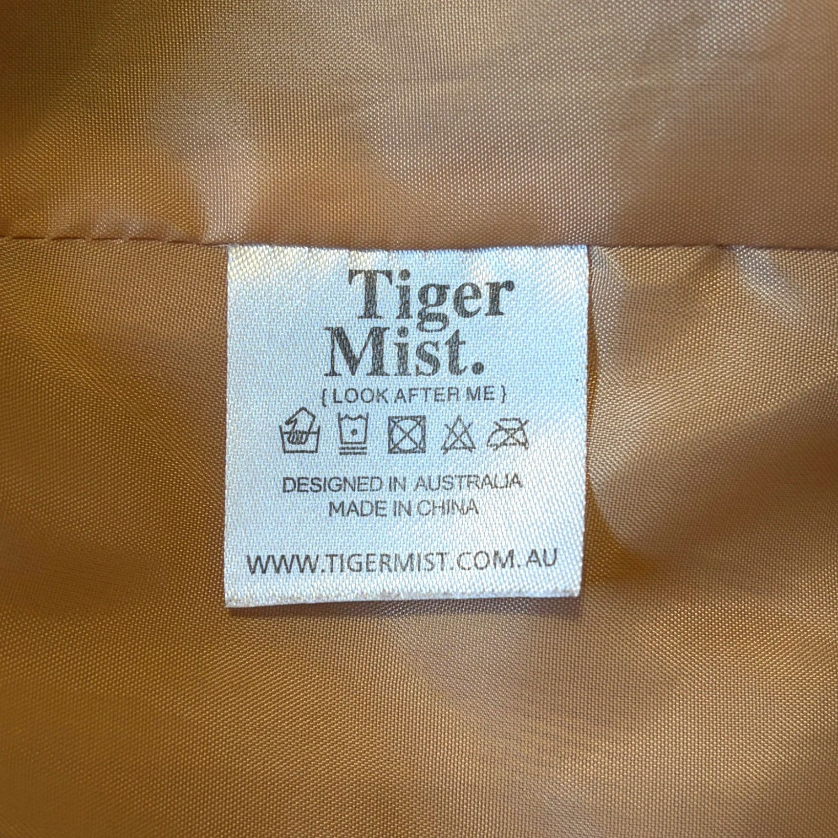 Vintage VINTAGE not applicable; title: Tiger Mist Fawkner Jacket Womens Small Camel Faux Fur Open Front Oversized Coat Size S / US 4 / IT 40 - 4 Thumbnail