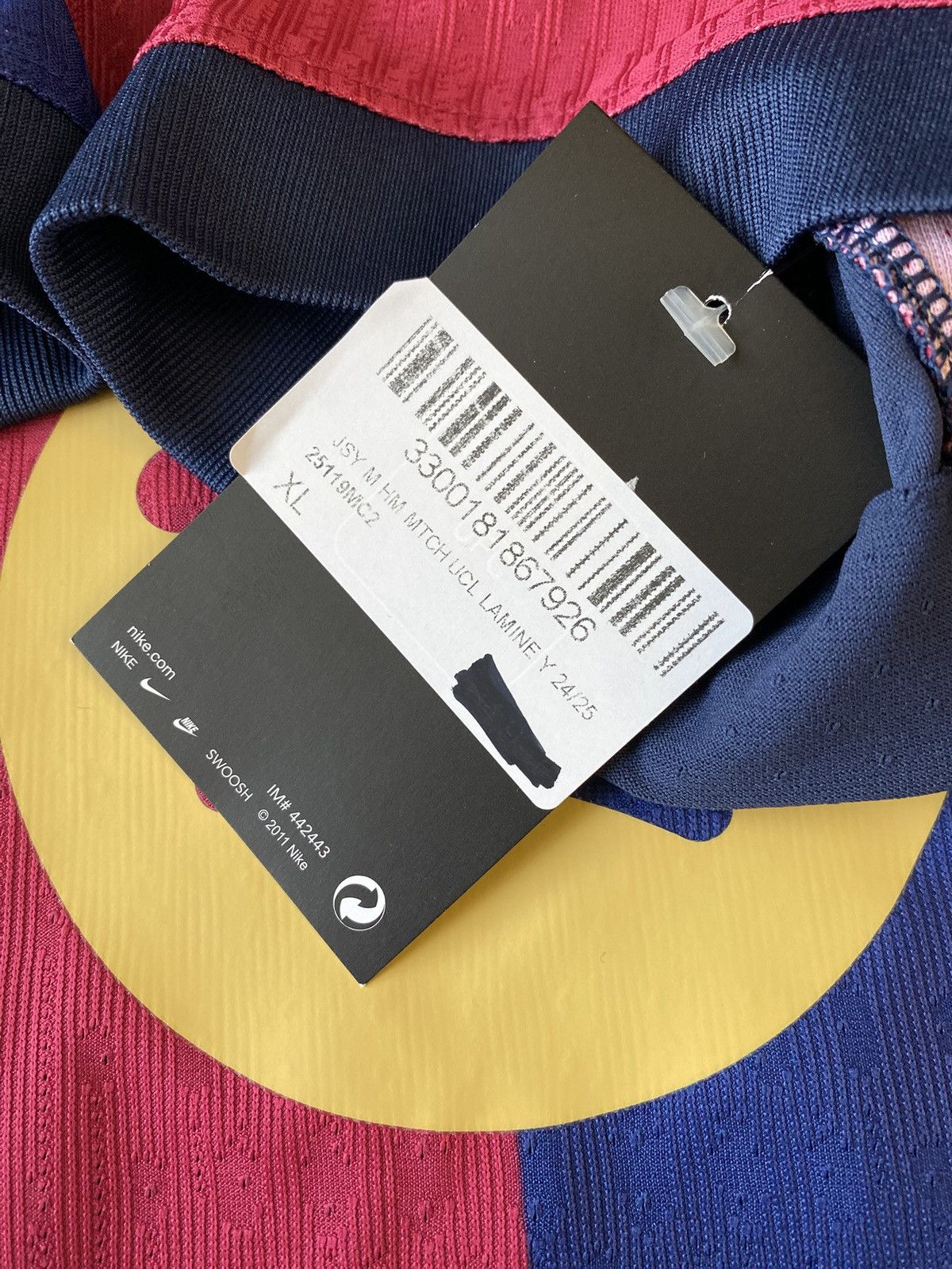 Nike FC Barcelona home shirt 2024/25 match issue Yamal BNWT X(L) Size US XL / EU 56 / 4 - 6 Thumbnail