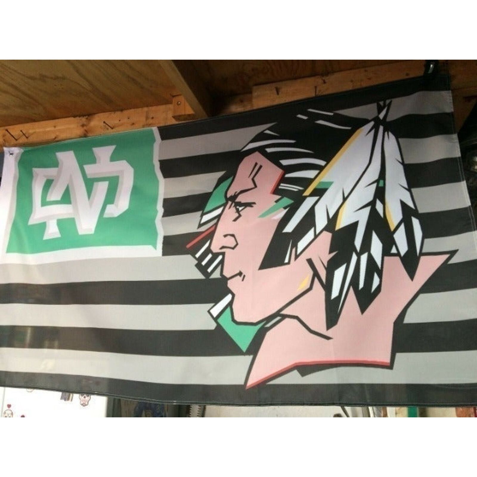 Other UND North Dakota Fighting Sioux 5ft Flag Size ONE SIZE - 1 Thumbnail