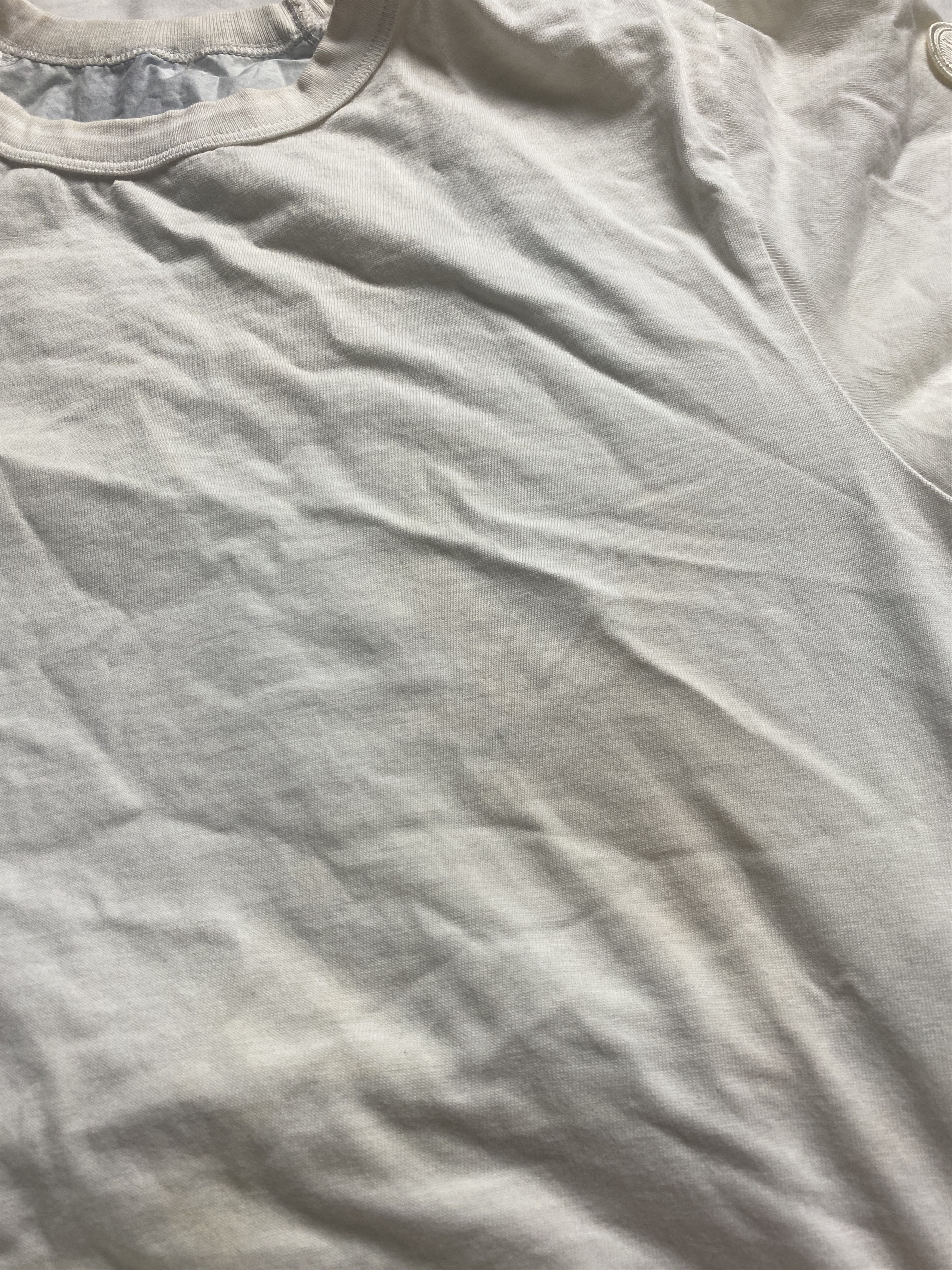 Moncler Moncler Cloud Print t-shirt tee blouse Size M / US 6-8 / IT 42-44 - 12 Thumbnail
