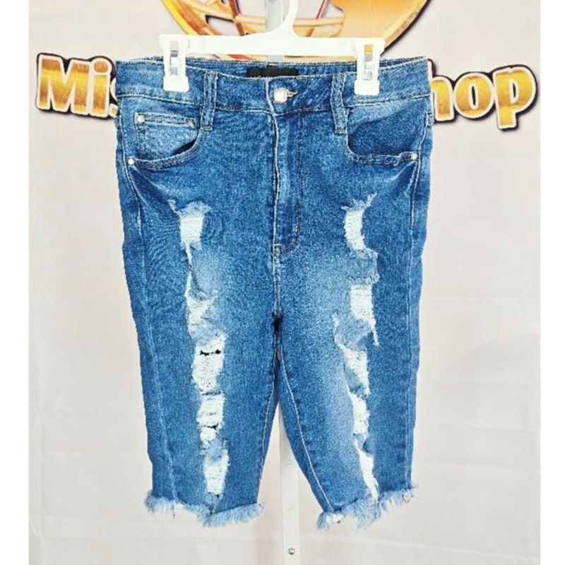Other Fashion Nova Bermuda Distressed Denim Jean Shorts Size 9 Size 29" - 1 Thumbnail