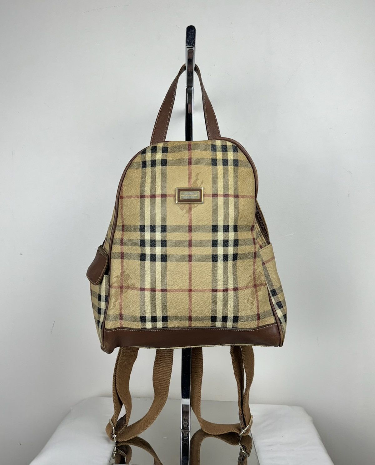 Burberry Leather backpack Burberry Nova Check y2k original item Size ONE SIZE - 1 Thumbnail
