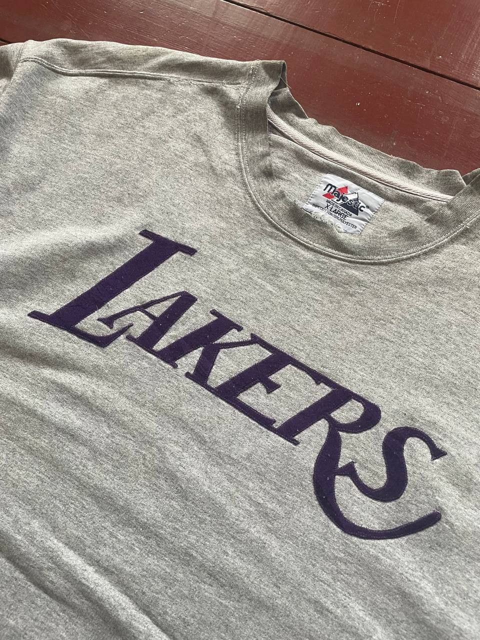 NBA Vintage Distressed LA Lakers Sweater Oversized Size US XL / EU 56 / 4 - 6 Thumbnail