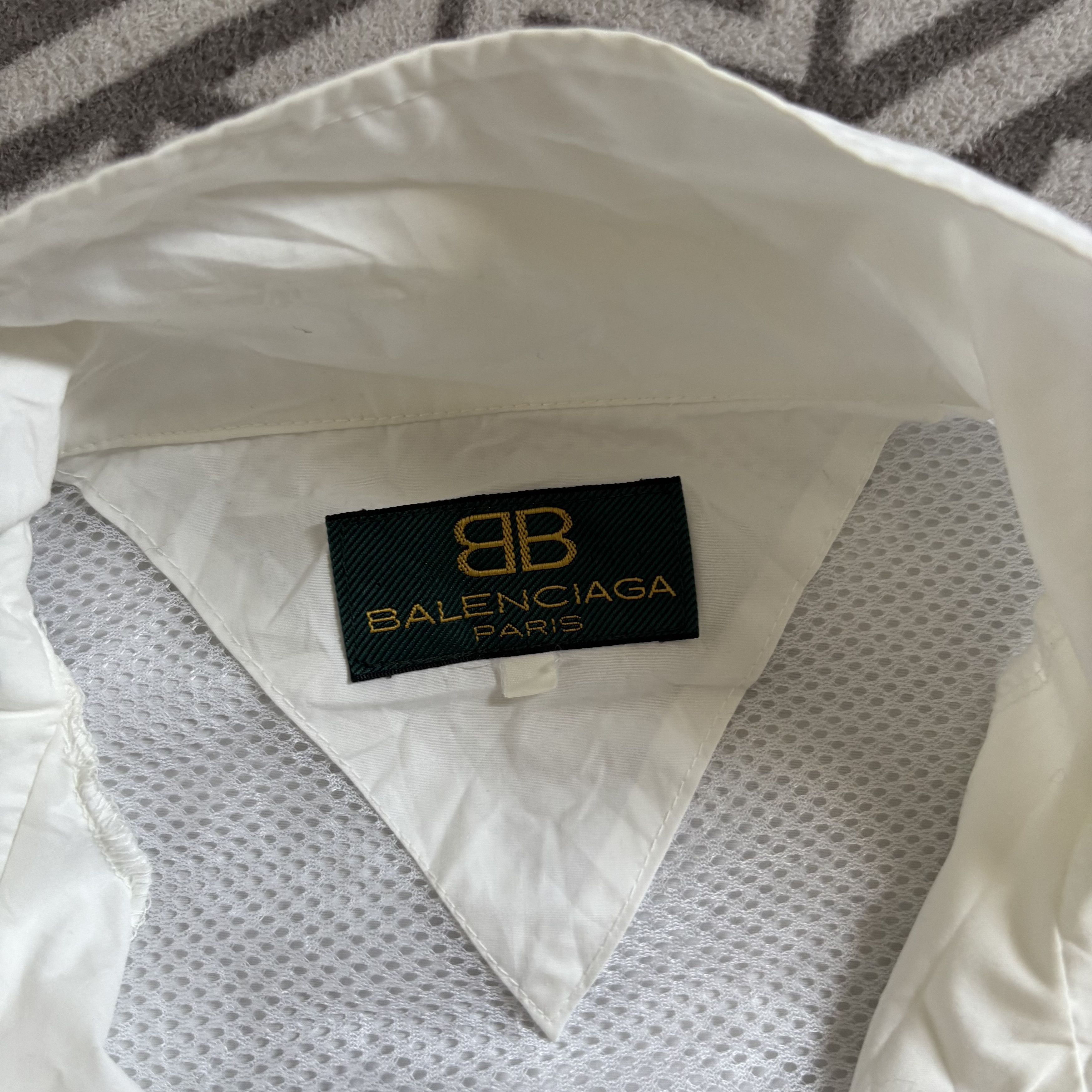 Balenciaga Vintage Balenciaga spellout jacket Size US L / EU 52-54 / 3 - 7 Thumbnail