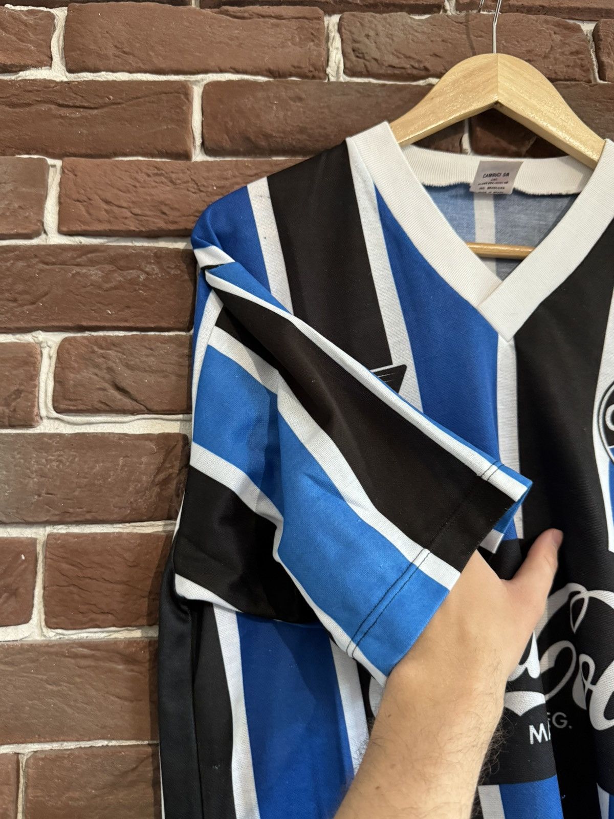 Penalty × Vintage Rare Vintage 1992/93 Gremio Home Football Soccer Jersey L Size US L / EU 52-54 / 3 - 12 Thumbnail